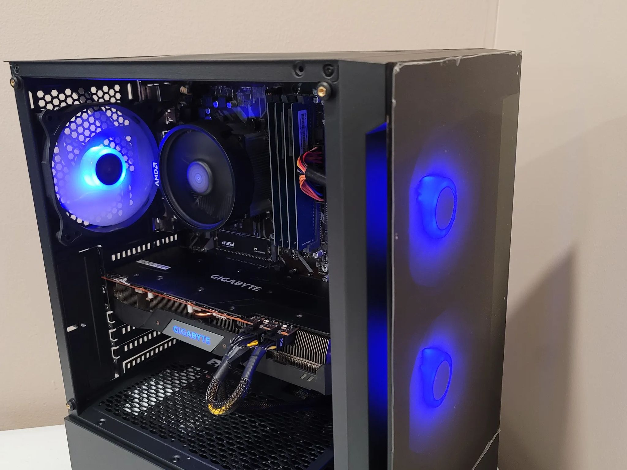 Tusker Build 3657 Ryzen 3600 RX 5700xt