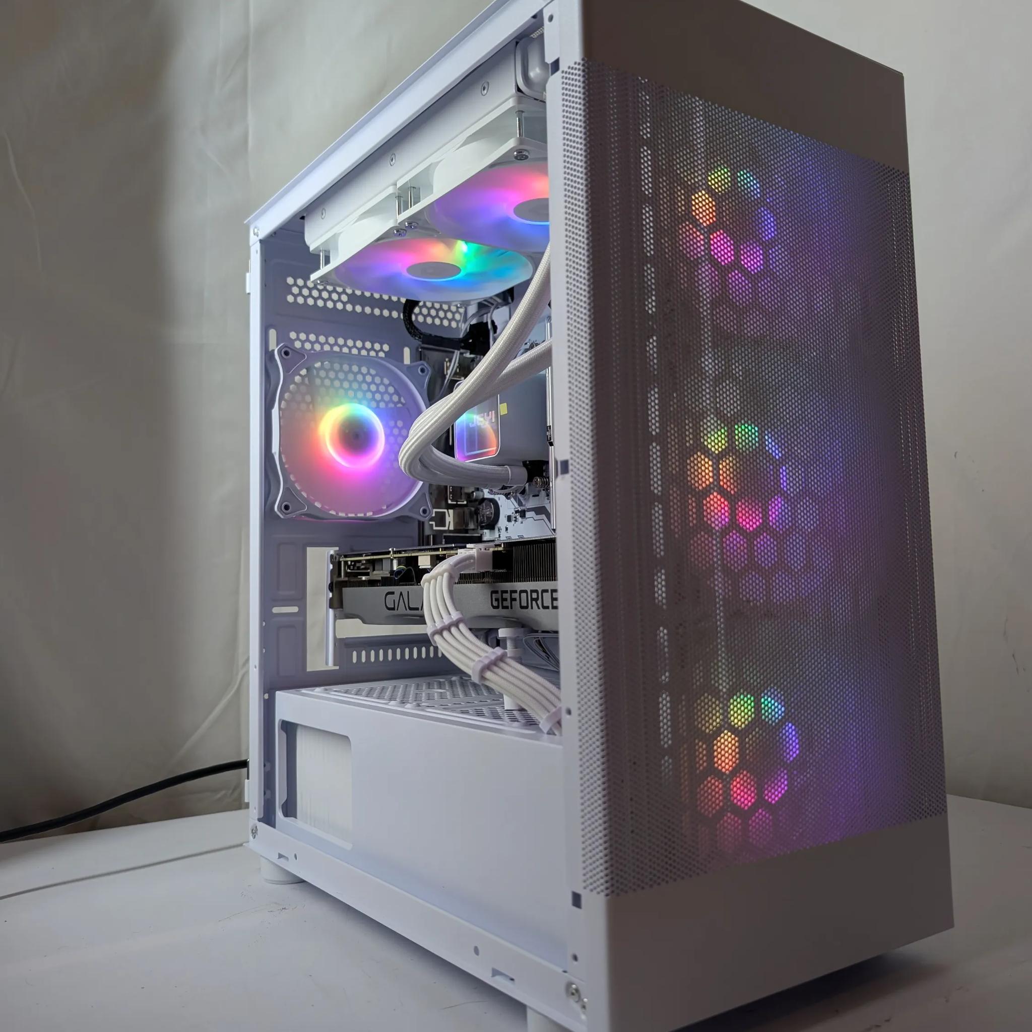 ALL WHITE | RTX 3070 | RYZEN 5 5600X | 16GB DDR4 | 500GB NVME