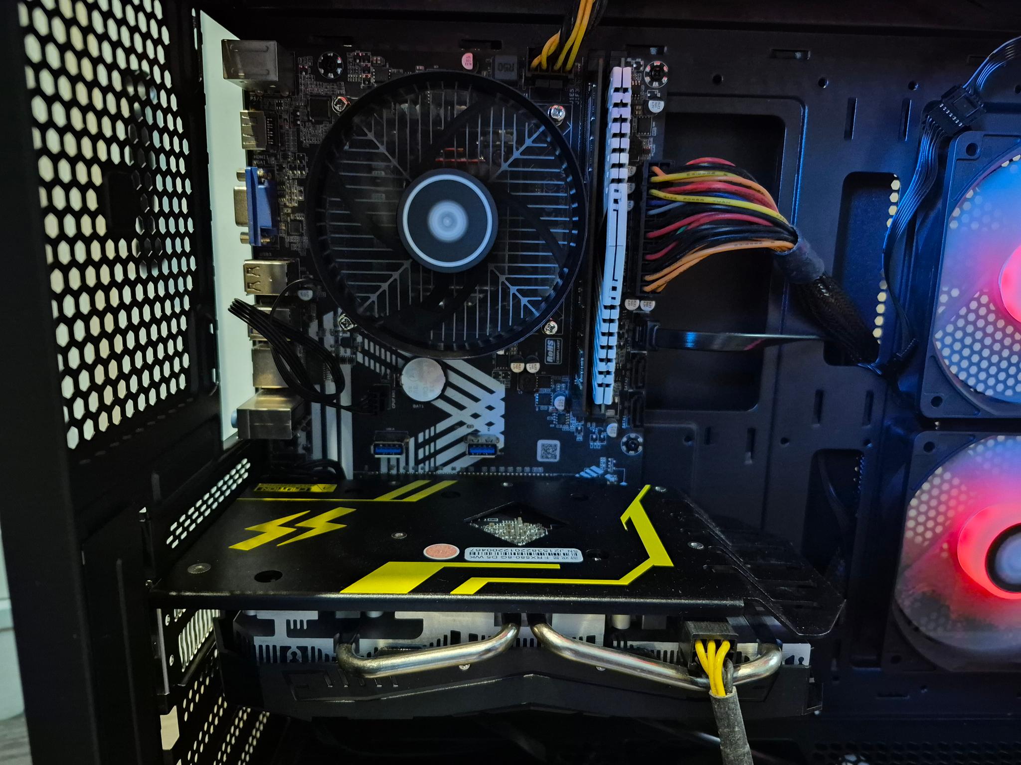 i5-7th Gen, RX 580 8GB 2048SP, 16GB RAM, 512GB SSD, Win11 X Lite