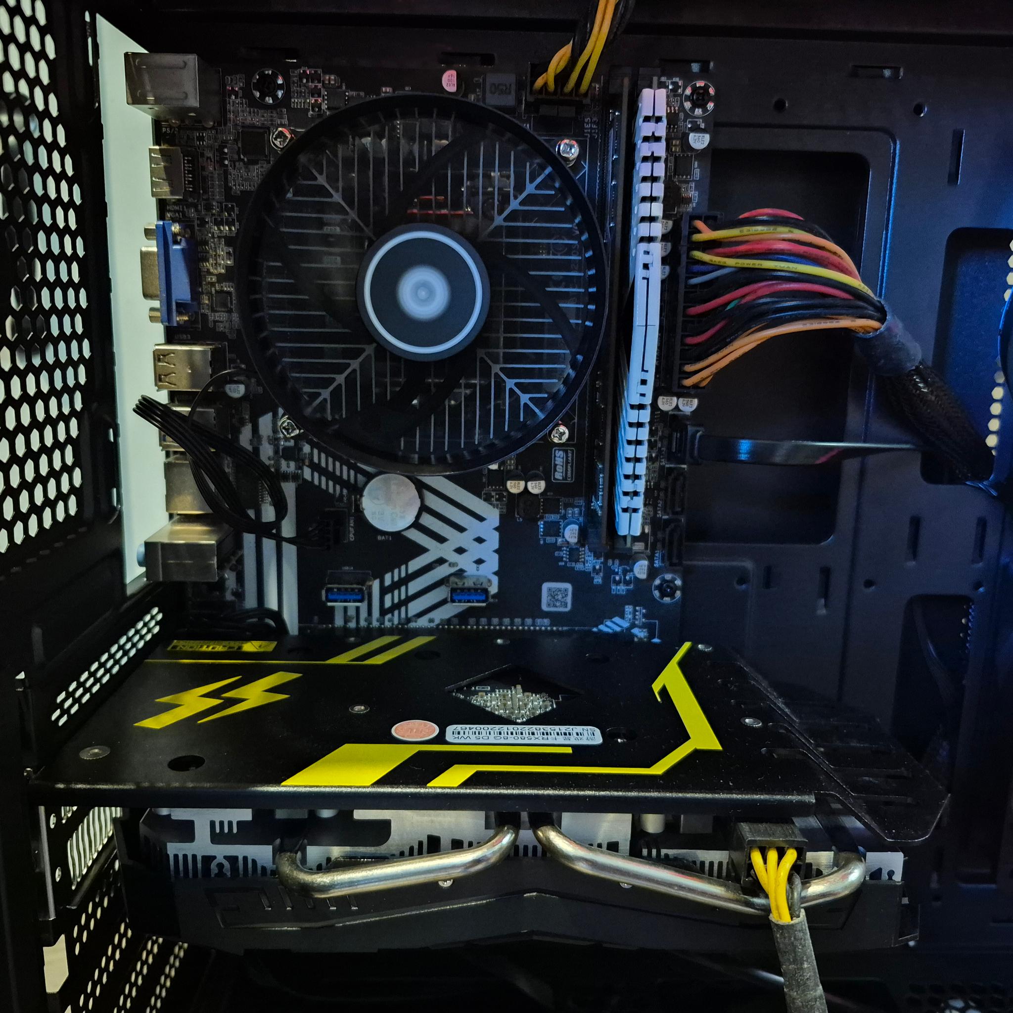 i5-7th Gen, RX 580 8GB 2048SP, 16GB RAM, 512GB SSD, Win11 X Lite