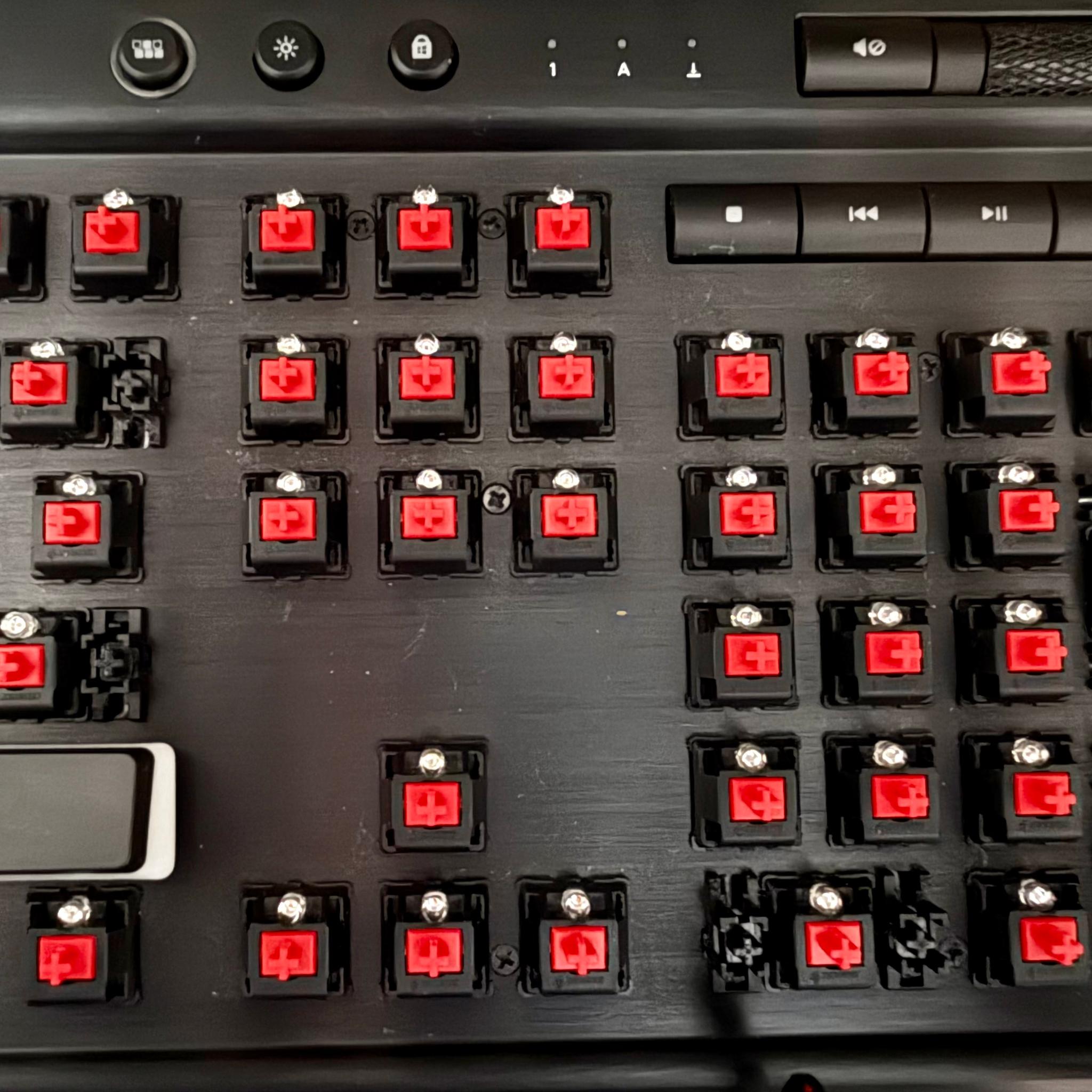 Corsair Vengeance K70 Mechanical Gaming Keyboard