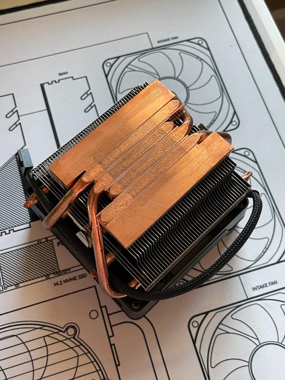 AMD Wraith Prism Socket AM4 4-pin LED RGB CPU Cooler
