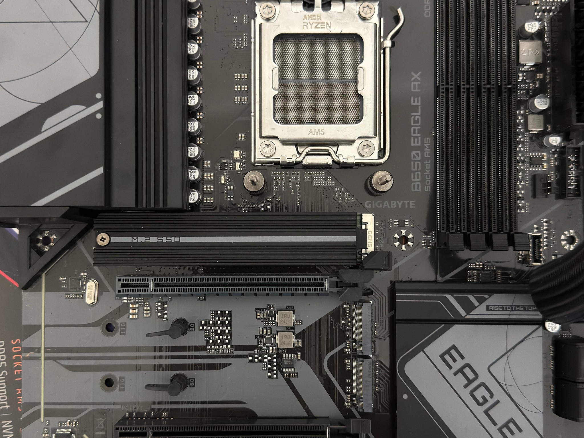 3 AM5 CPUs, B650 and M.2 SSD COMBO