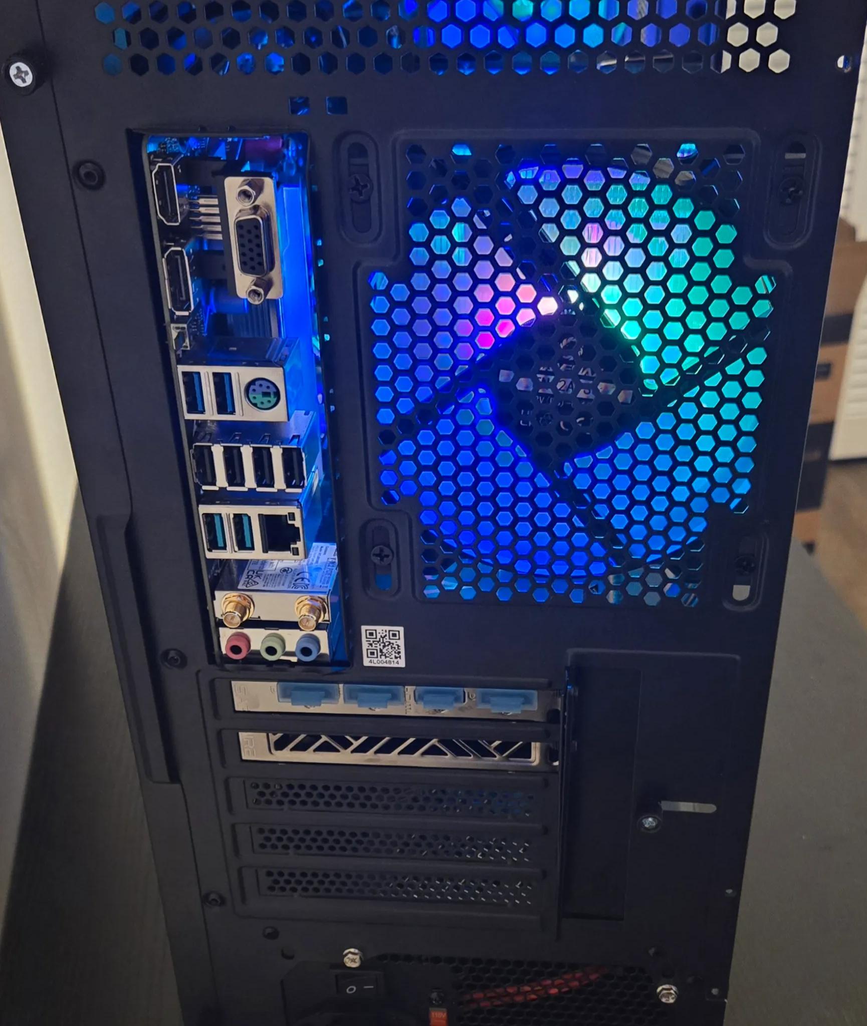 🧊 Ice Breaker 🧊 – Ryzen 5 8400F | RX 7600 | 32GB DDR5! 🎮