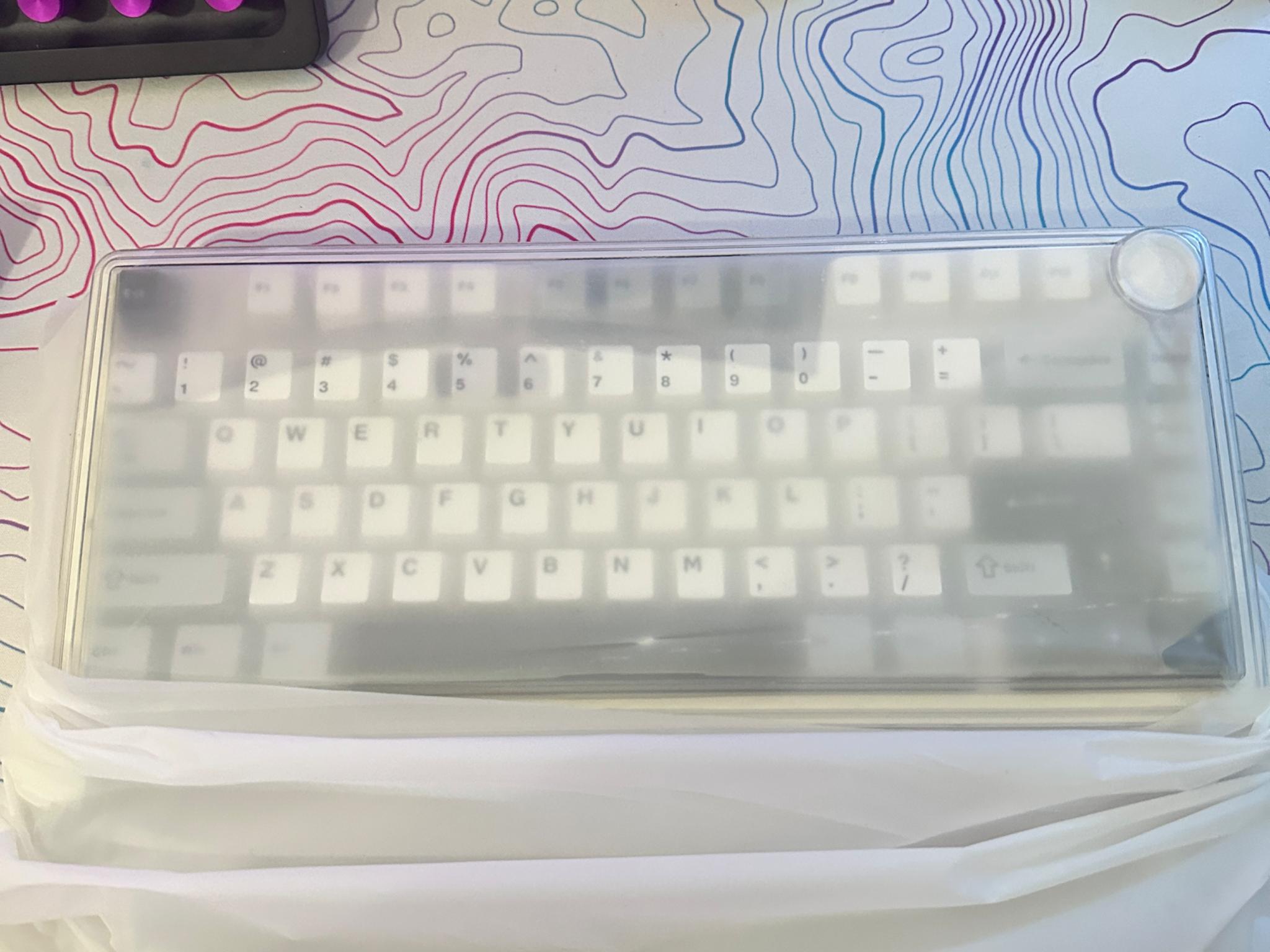 Aula F75% (BRAND NEW)