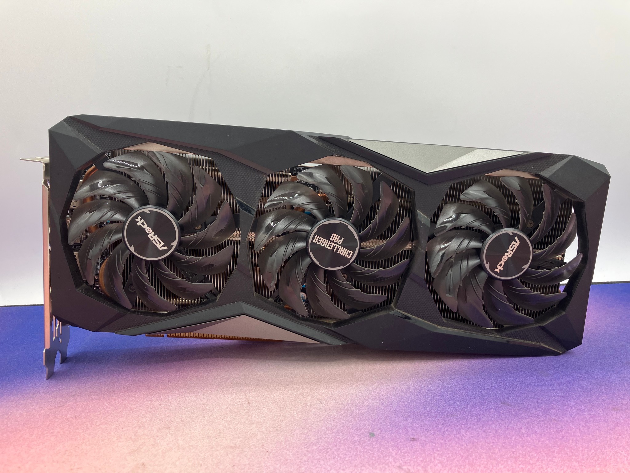 ASRock Challenger Pro OC Radeon RX 6600 XT