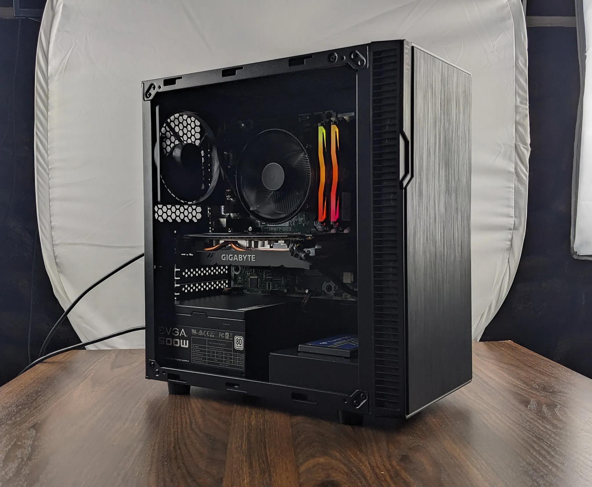 GamerSxin Custom 1440p, RX 5600XT, i5-6500, 8GB DDR4, 1TB SSD