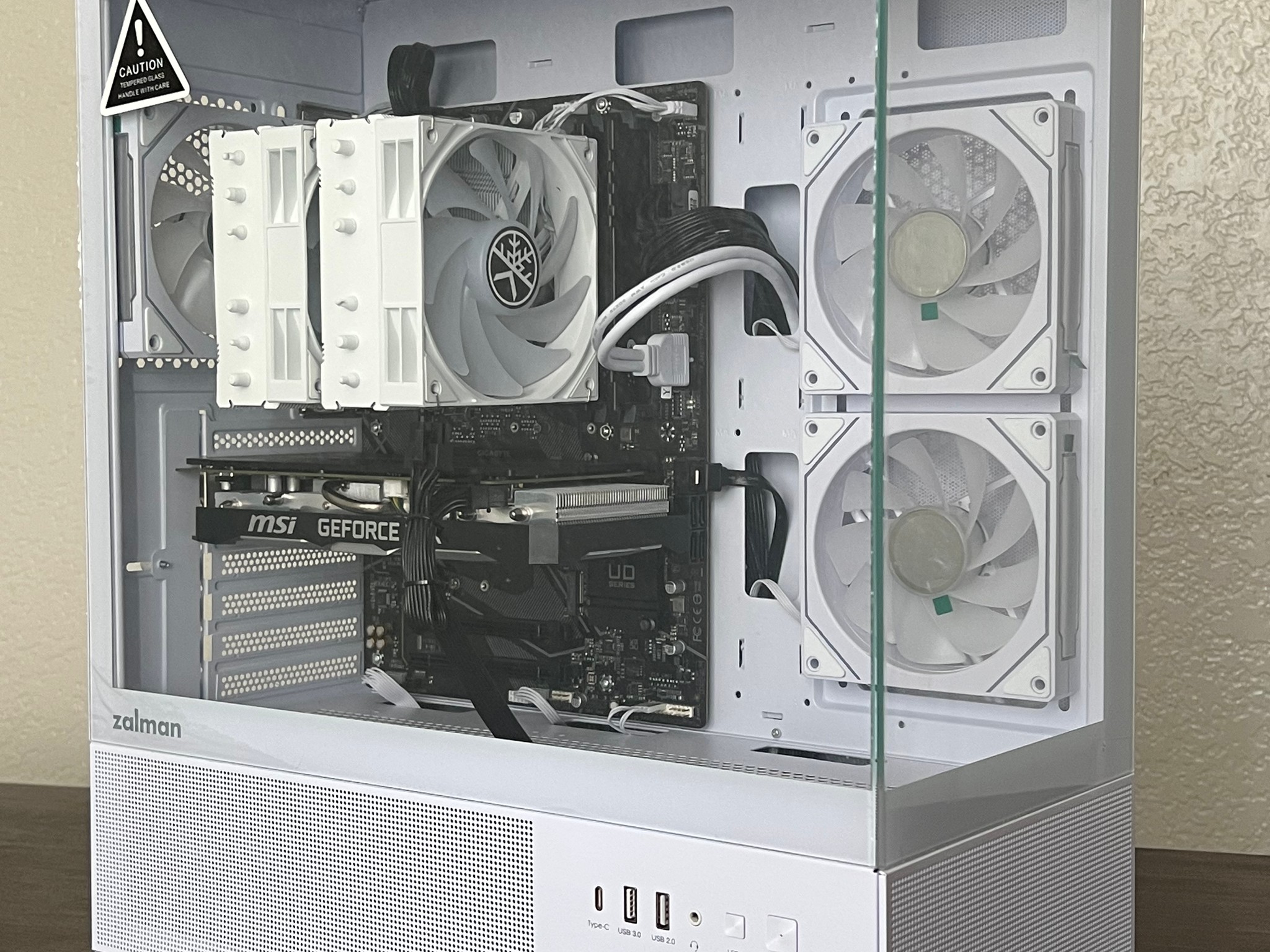 i5-11400F | RTX 2060 | 32GB Patriot RAM | 525GB SSD