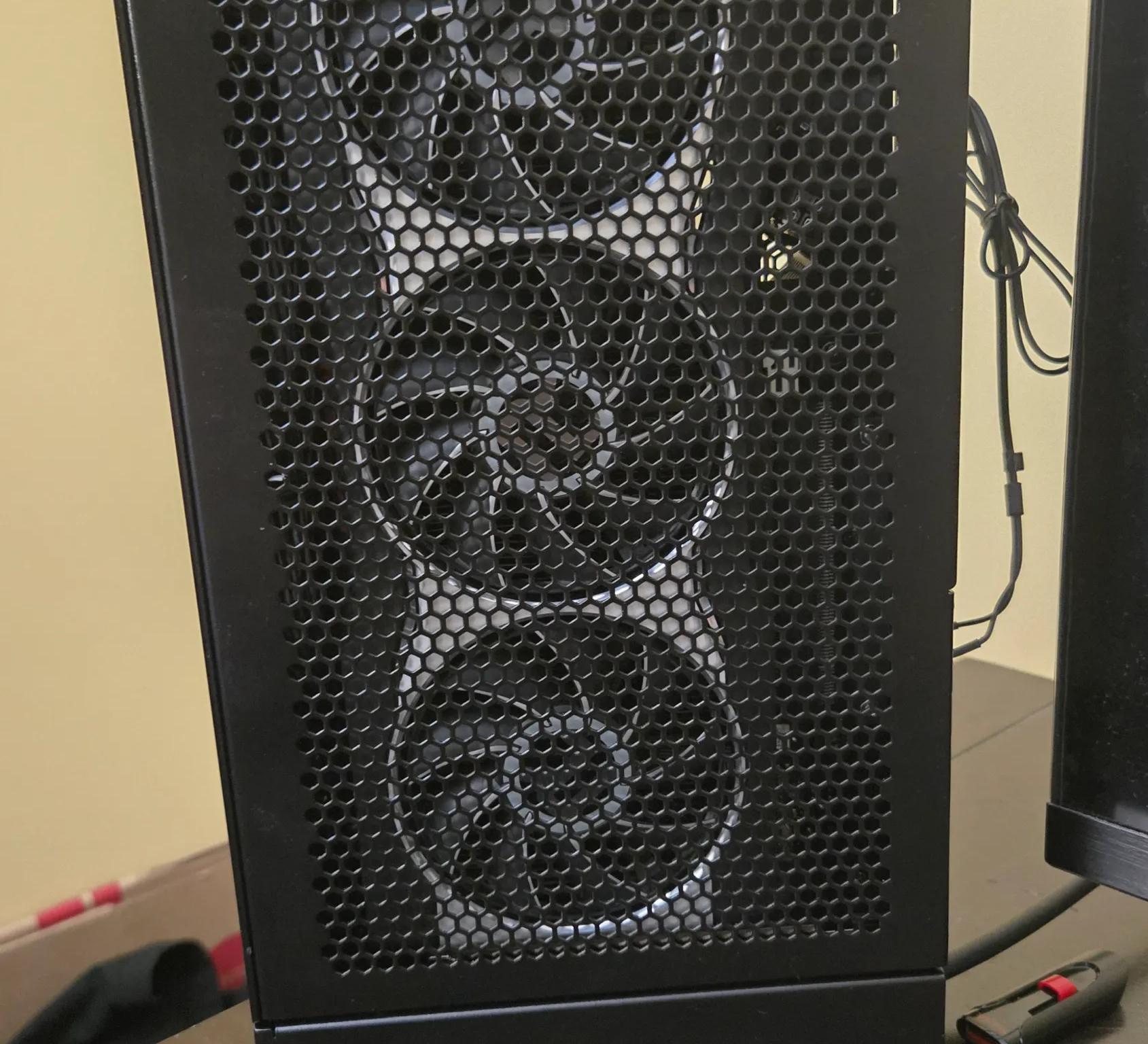Compact Powerhouse ITX Gaming PC – i3-14100K | RX 6800 | DDR5