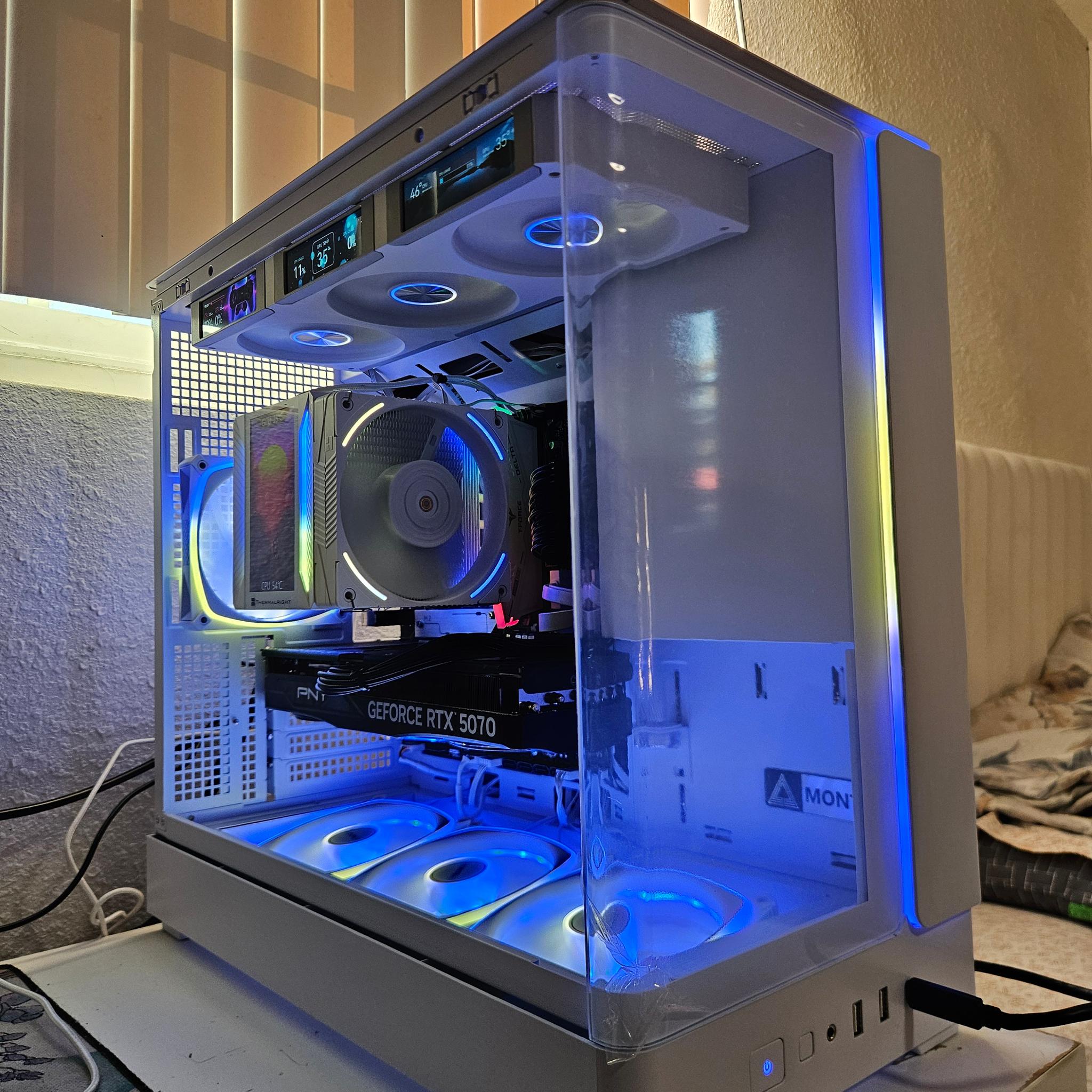 GeForce RTX 5070 Custom Gaming PC - Ryzen 7 9700X