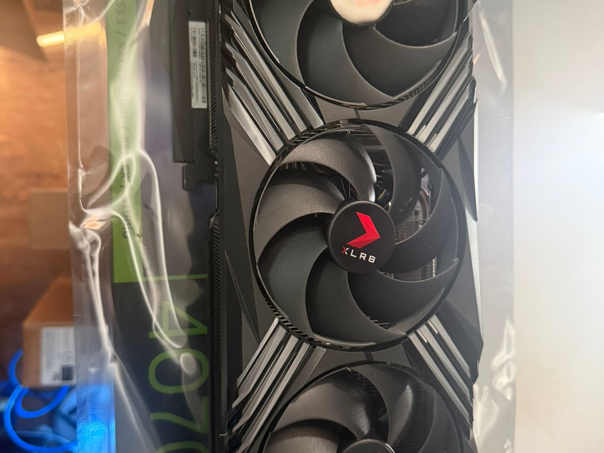 PNY XLR8 Gaming VERTO EPIC-X RGB GeForce RTX 4070 Ti