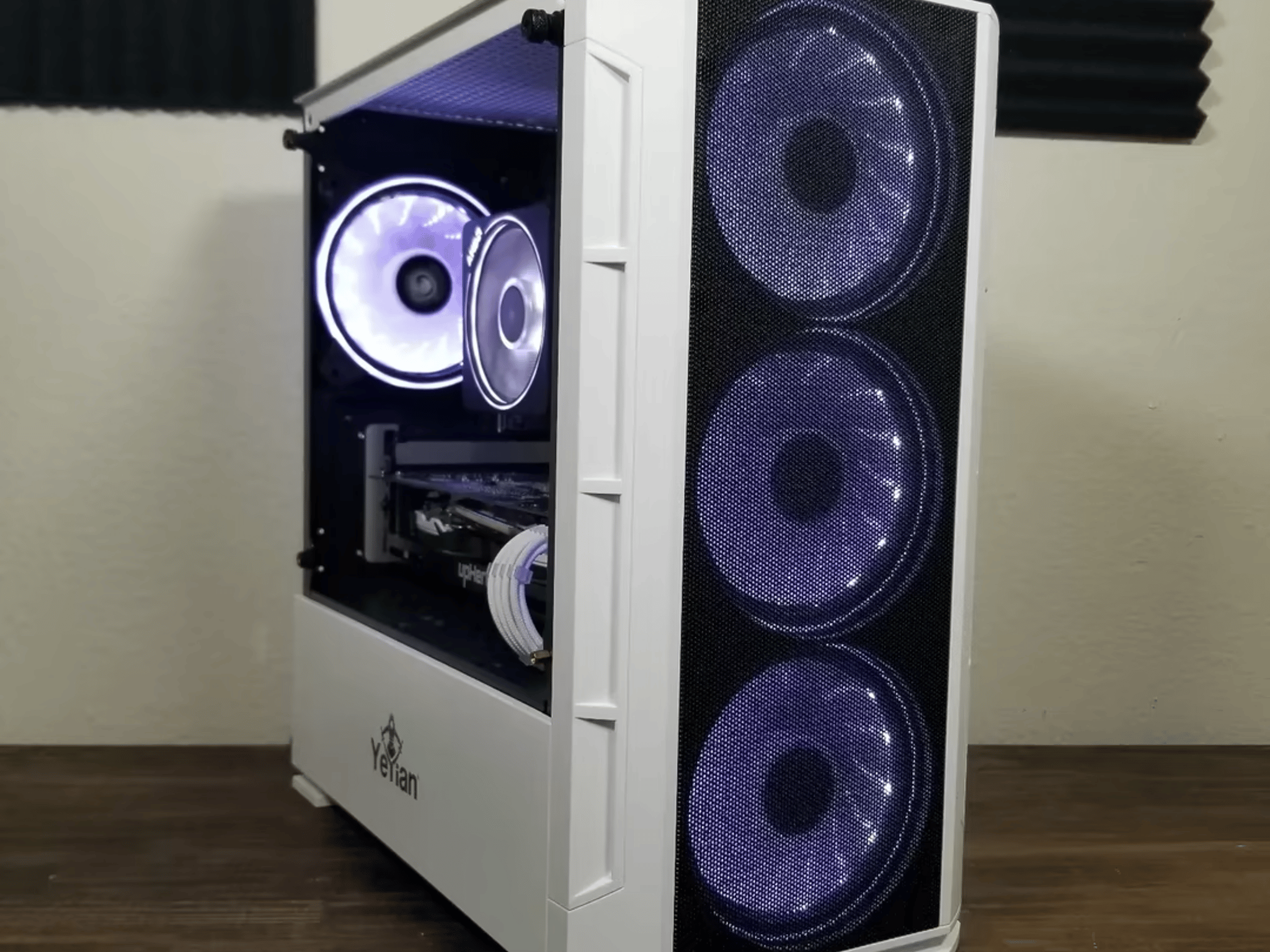 AMD Ryzen 5 1600 // AMD Radeon RX 580 8GB // NEO Forza 2x8 16GB 3200MHz // KLEVV 480GB SSD