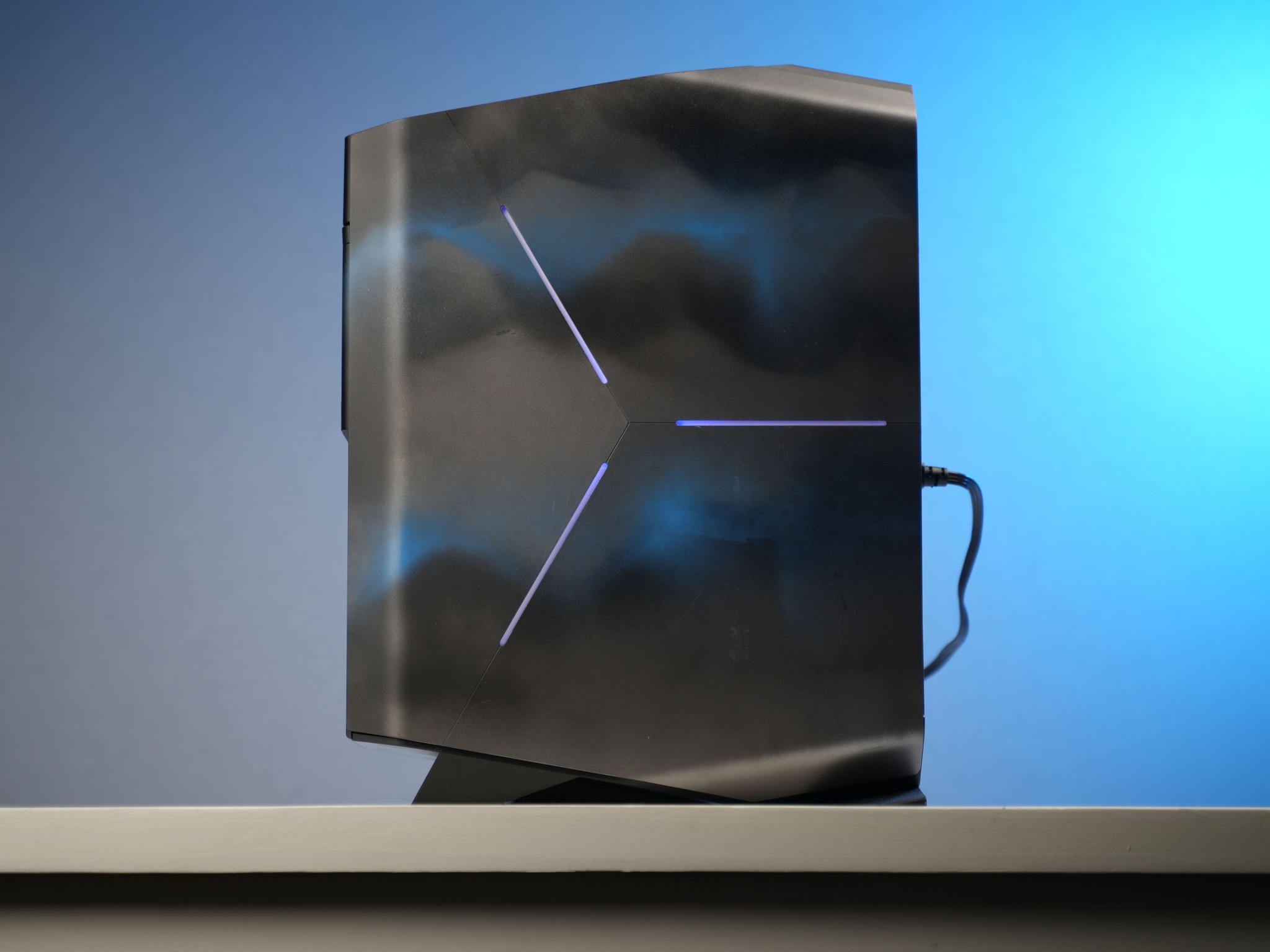 “ALIENS3FORM” GTX 1080 Intel Core i7 8700 16GB .9TB Windows 11 Gaming PC Powerhouse