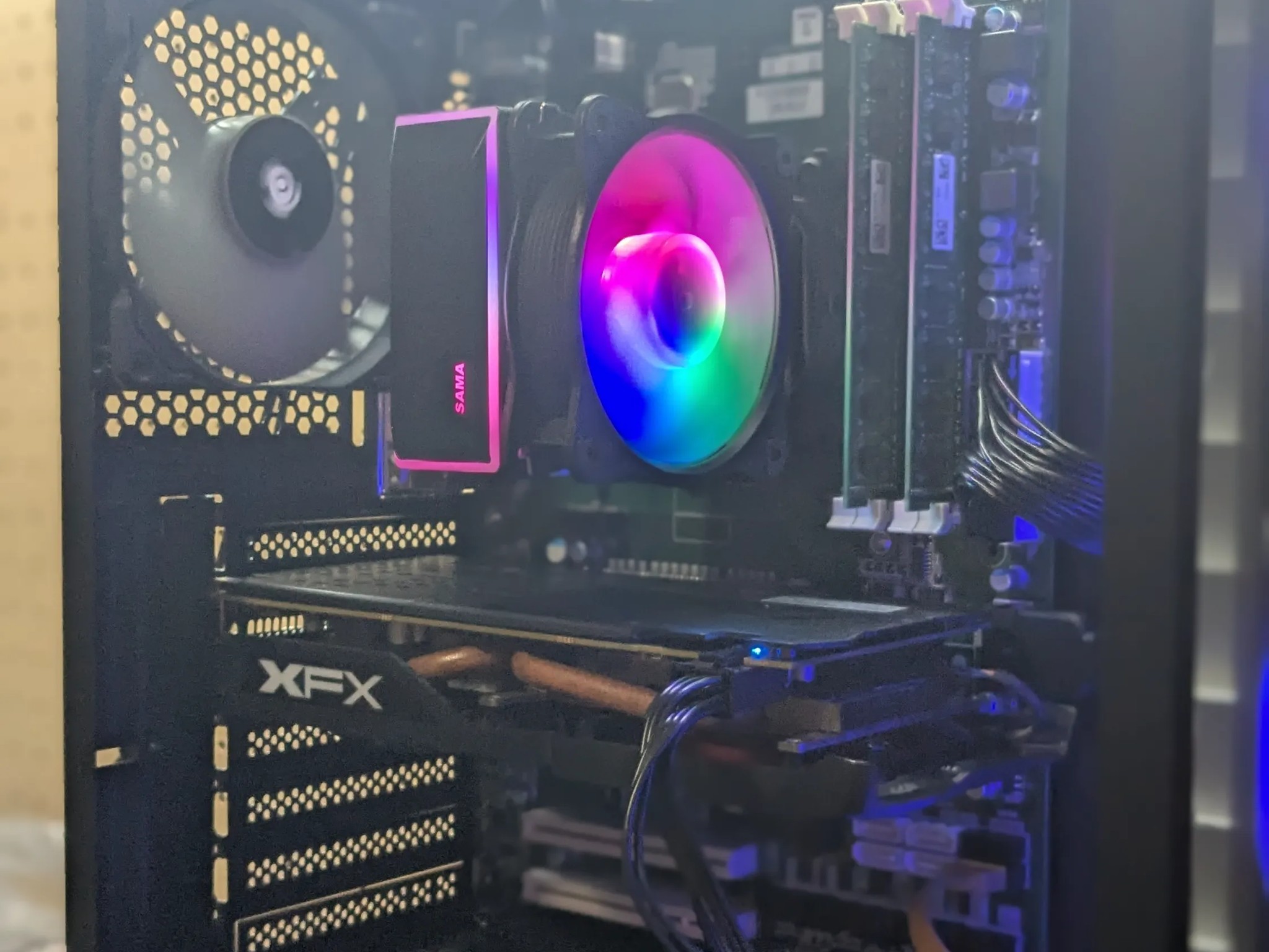 100 FPS Fortnite | 180 Day Warranty | Xeon (same as i7), 16GB RAM, 480GB SSD, RX 570, Win10, Wifi