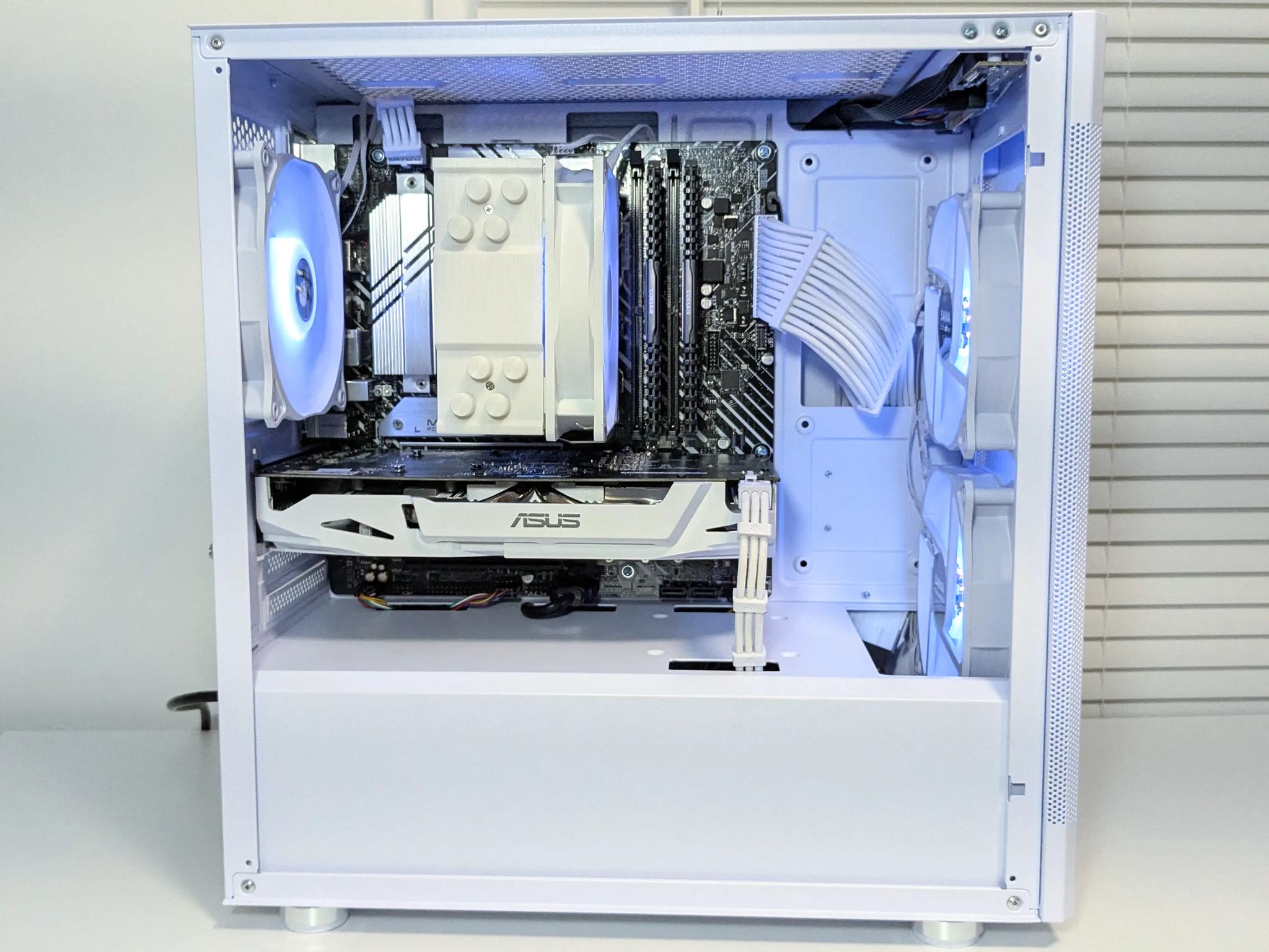 ❄️ Sleek All-White Gaming PC - Intel i3-12100F, GTX 1060, 16GB RAM, ARGB Lighting, 1TB SSD