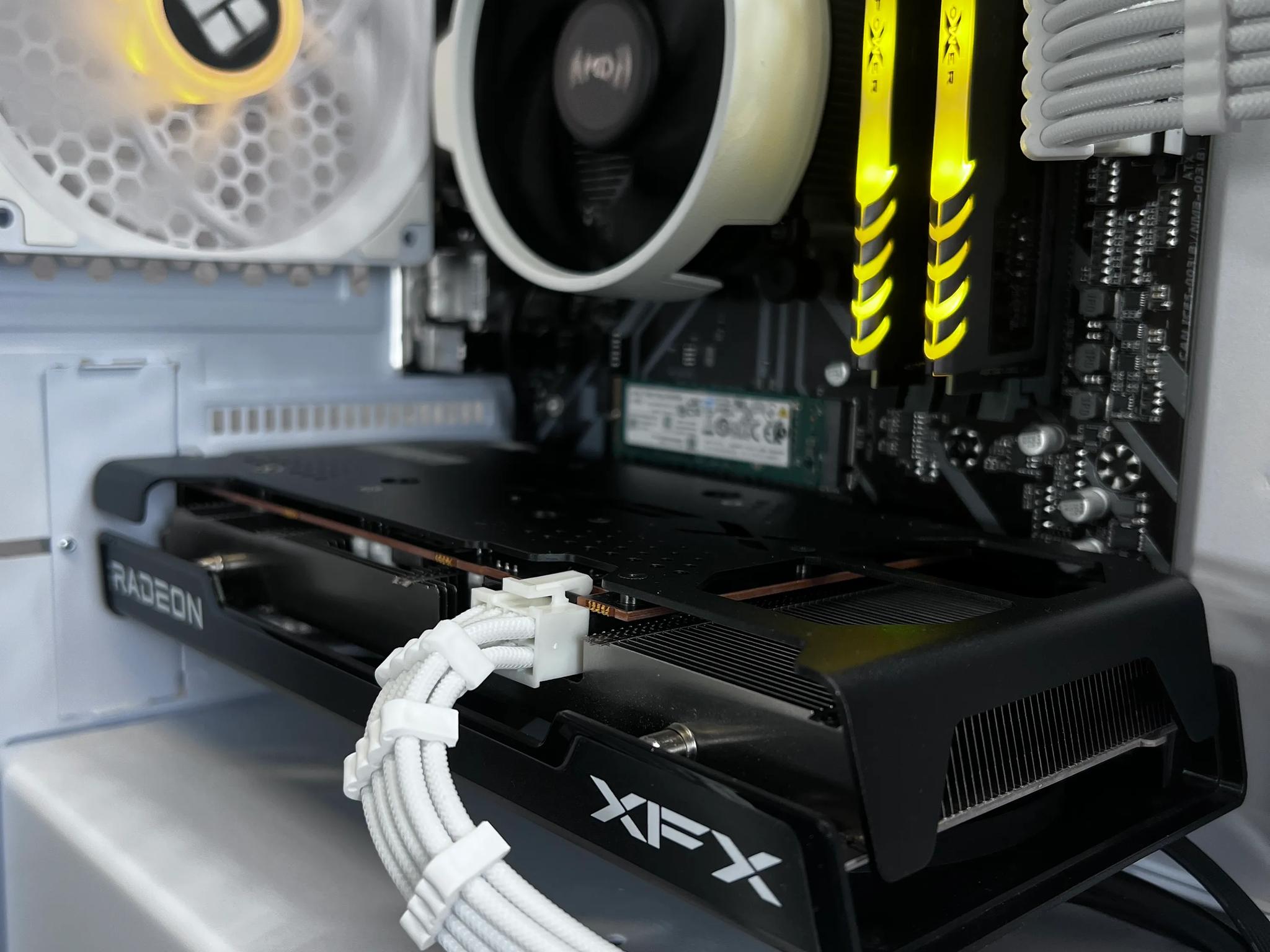 RX 6600 | Ryzen 5 3600 | 16GB RAM | 1TB M.2 SSD Gaming PC