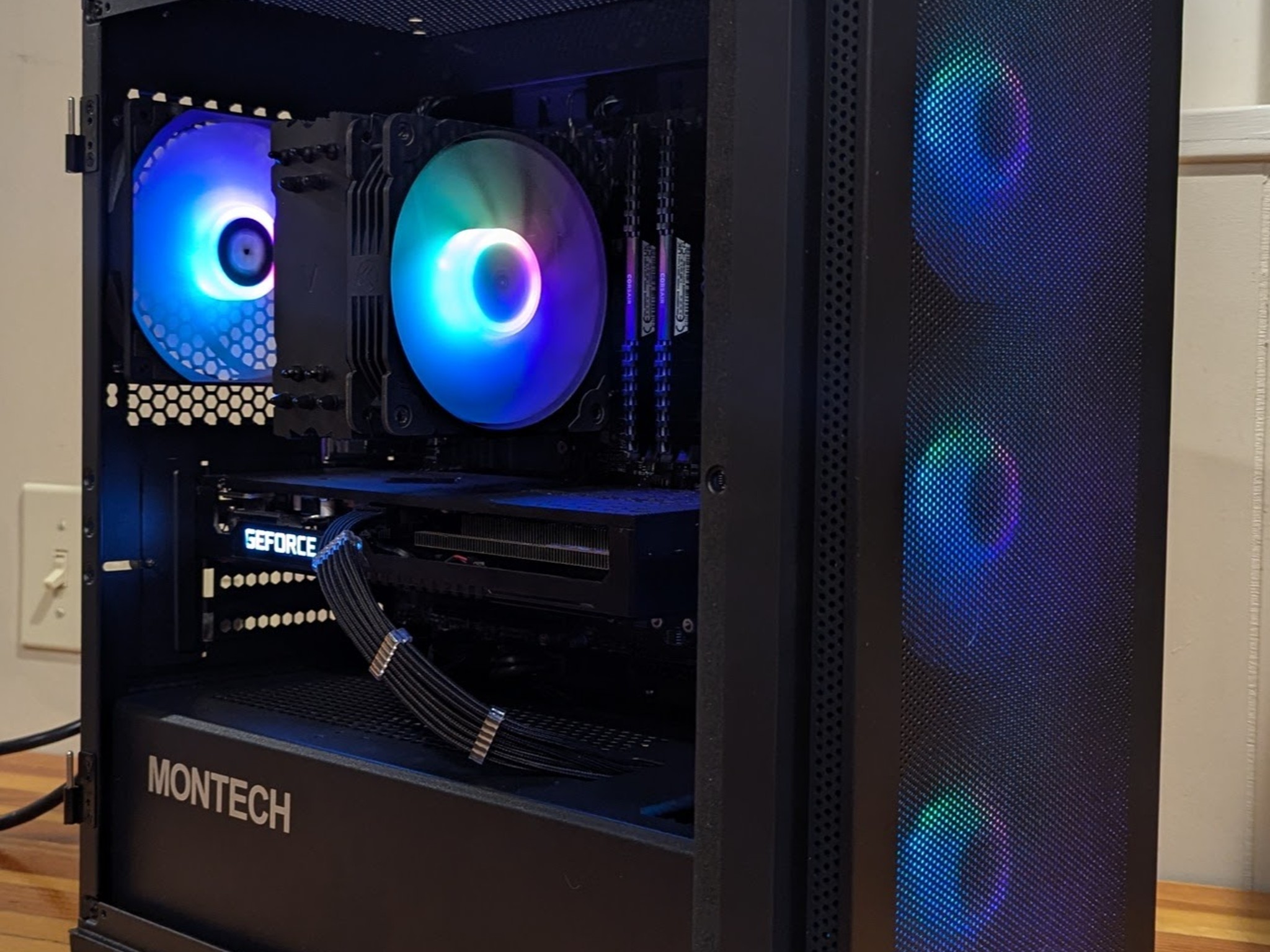 RTX 3070 || Ryzen 5 5600 || 32GB DDR4 || 1TB SSD