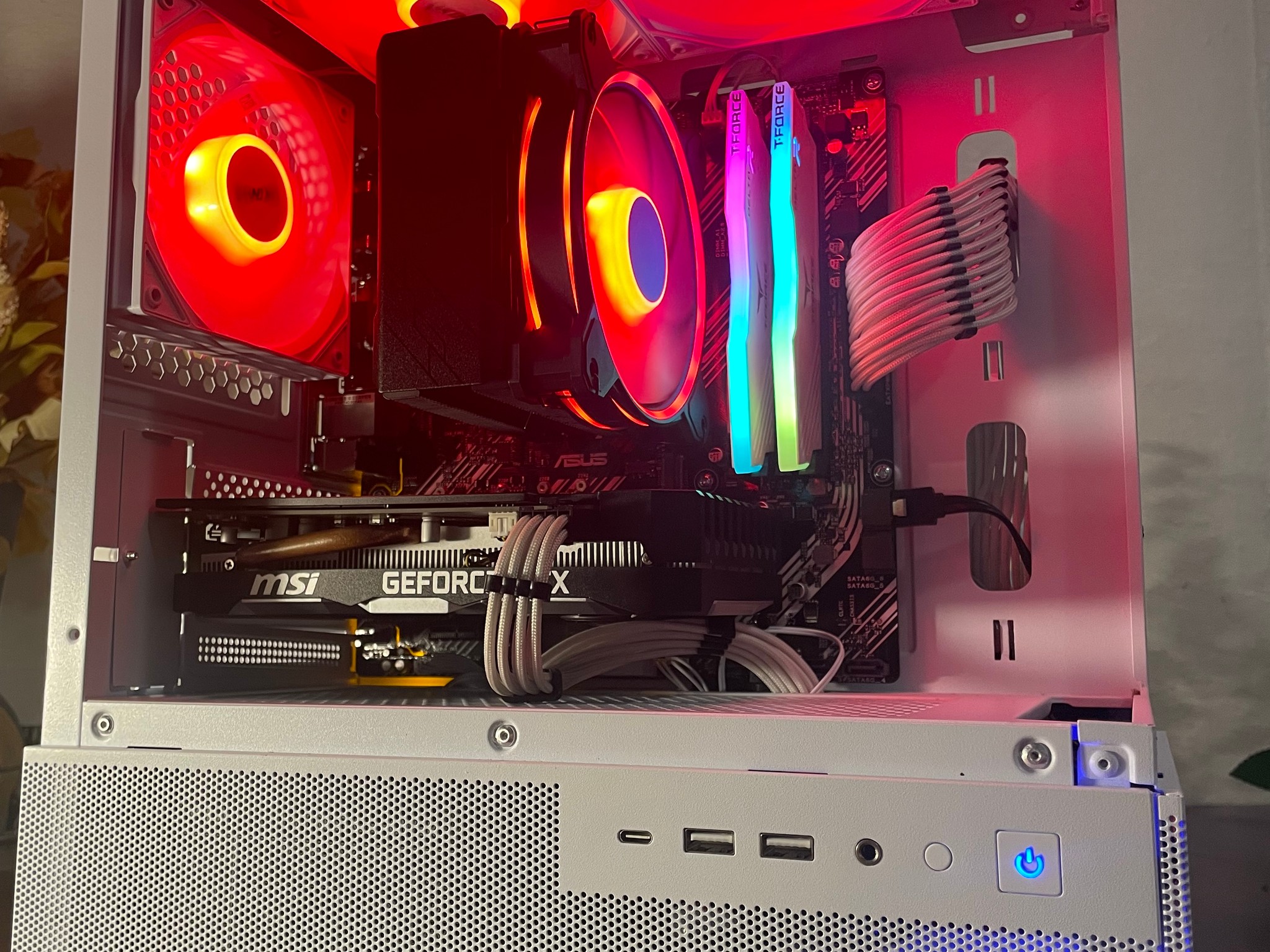 Gaming PC | GEFORCE 1660 | RYZEN 3 | 16GB RAM | WINDOWS 11 | WiFi and Bluetooth