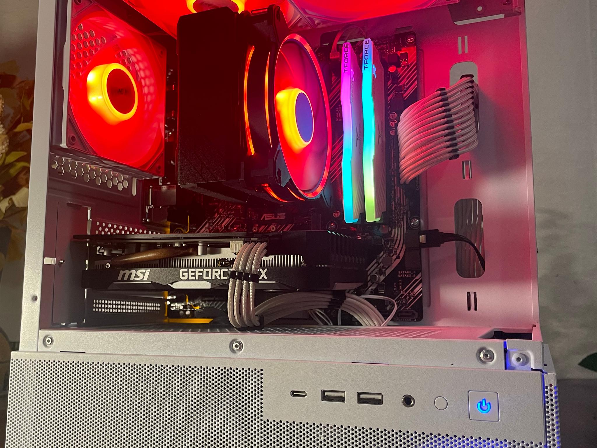 Gaming PC | GEFORCE 1660 | RYZEN 3 | 16GB RAM | WINDOWS 11 | WiFi and Bluetooth