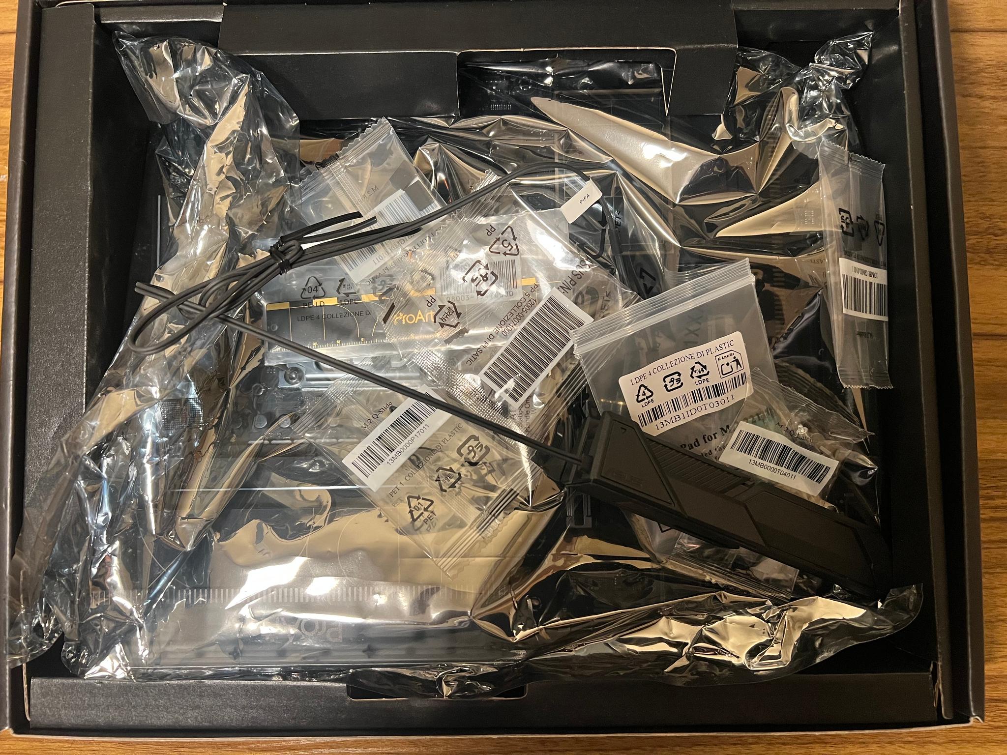 Ryzen 9 9950X + ASUS ProArt X870E-CREATOR WIFI ATX Motherboard Bundle