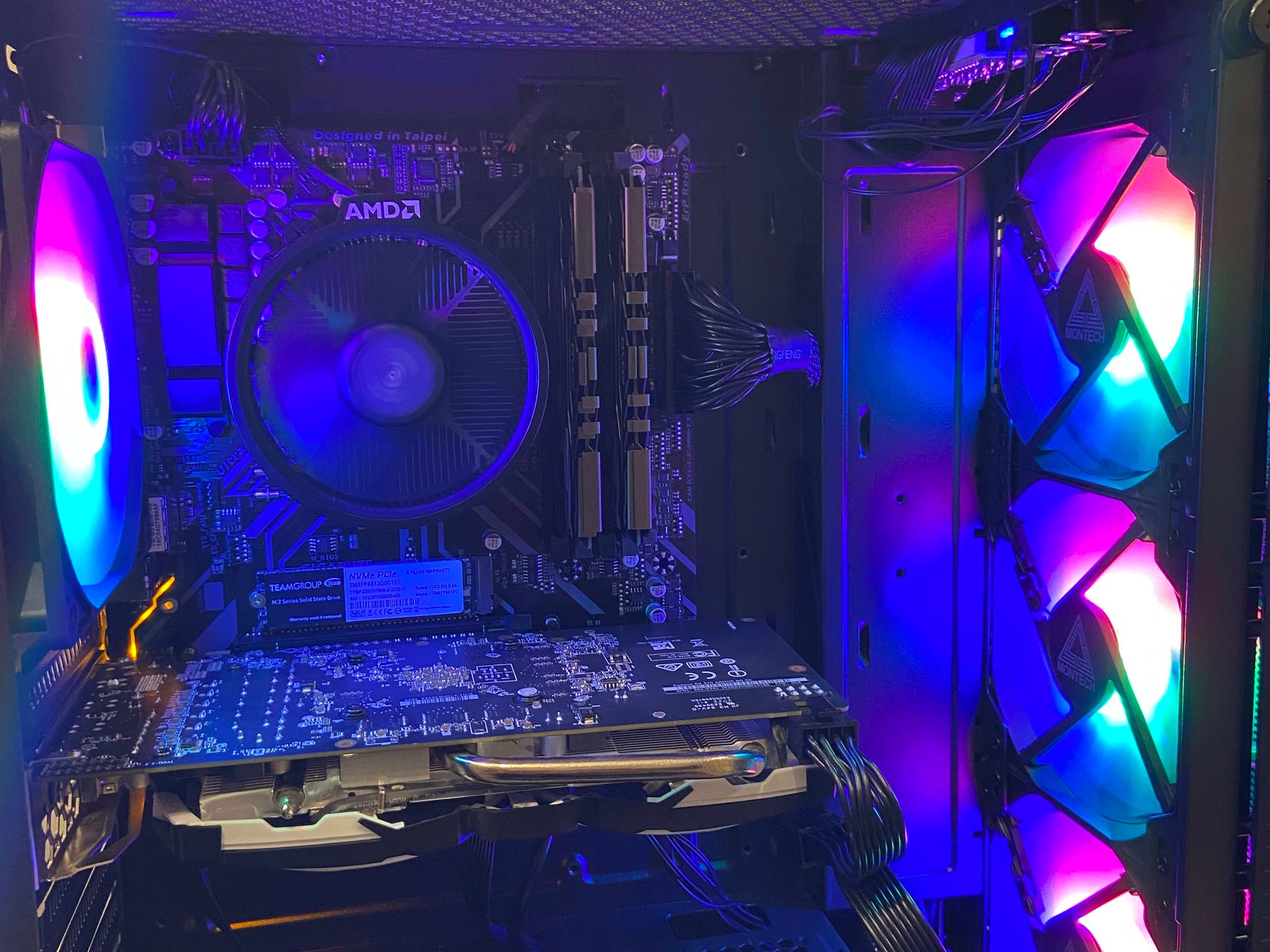 Ryzen 5 - 16 GB RAM - 8GB Radeon RX570