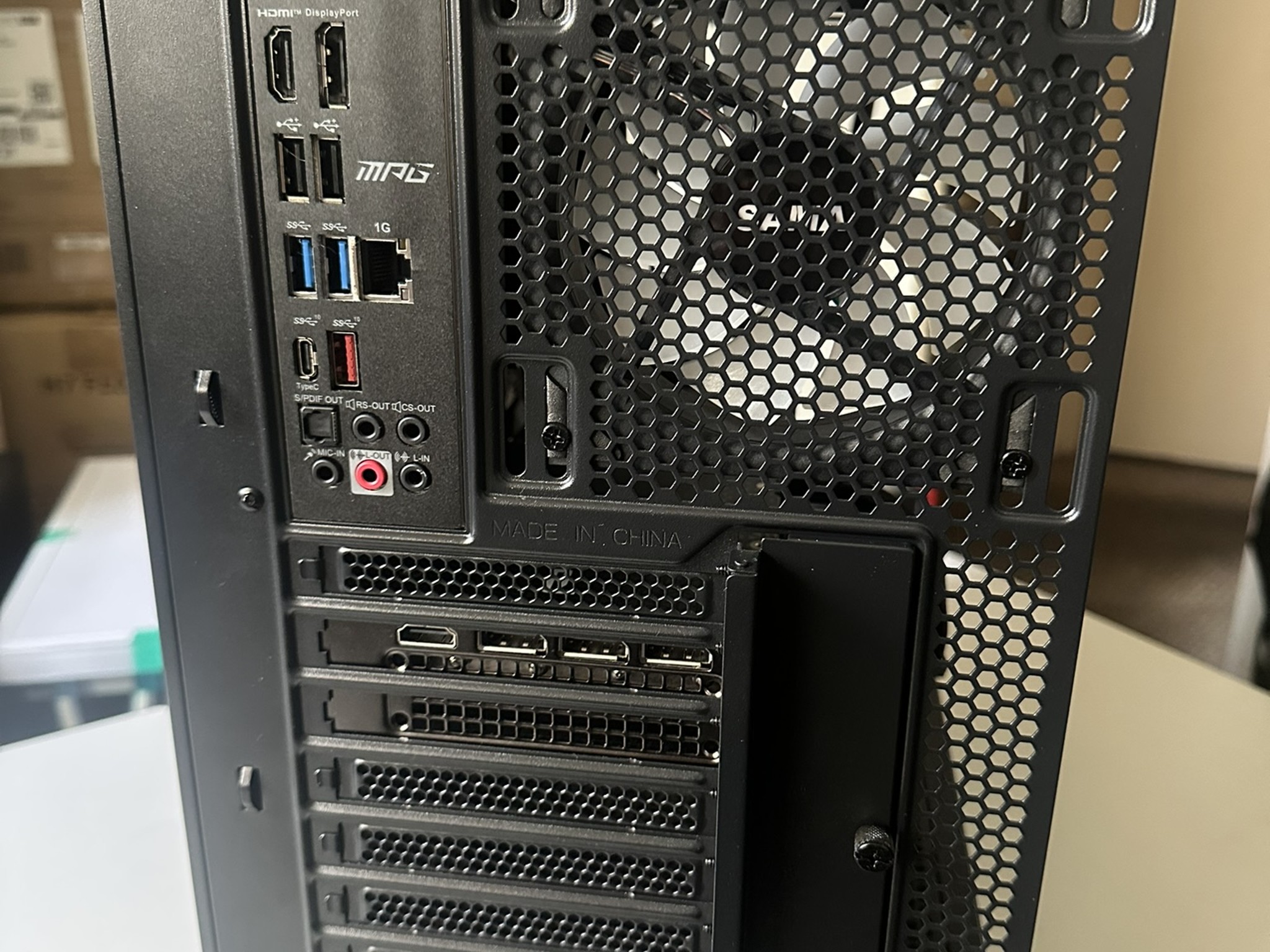 Gaming PC (Ryzen 5 5600X / RTX 3060 Ti / 1TB NVME / 32GB RAM)