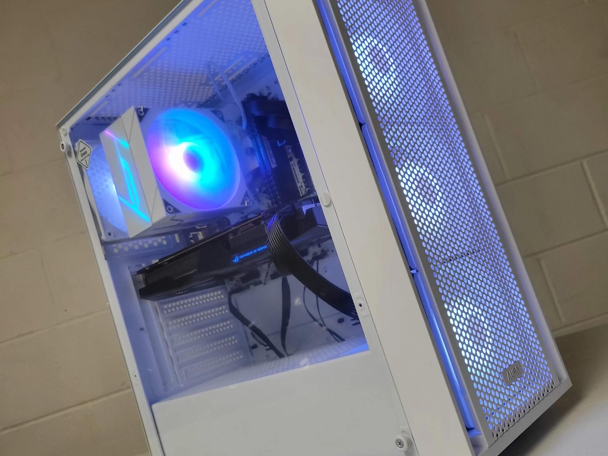 🔥🧊GTX 1080 8gb White Gaming PC🔥🧊 (Ryzen 5 3600//GTX 1080 8gb)