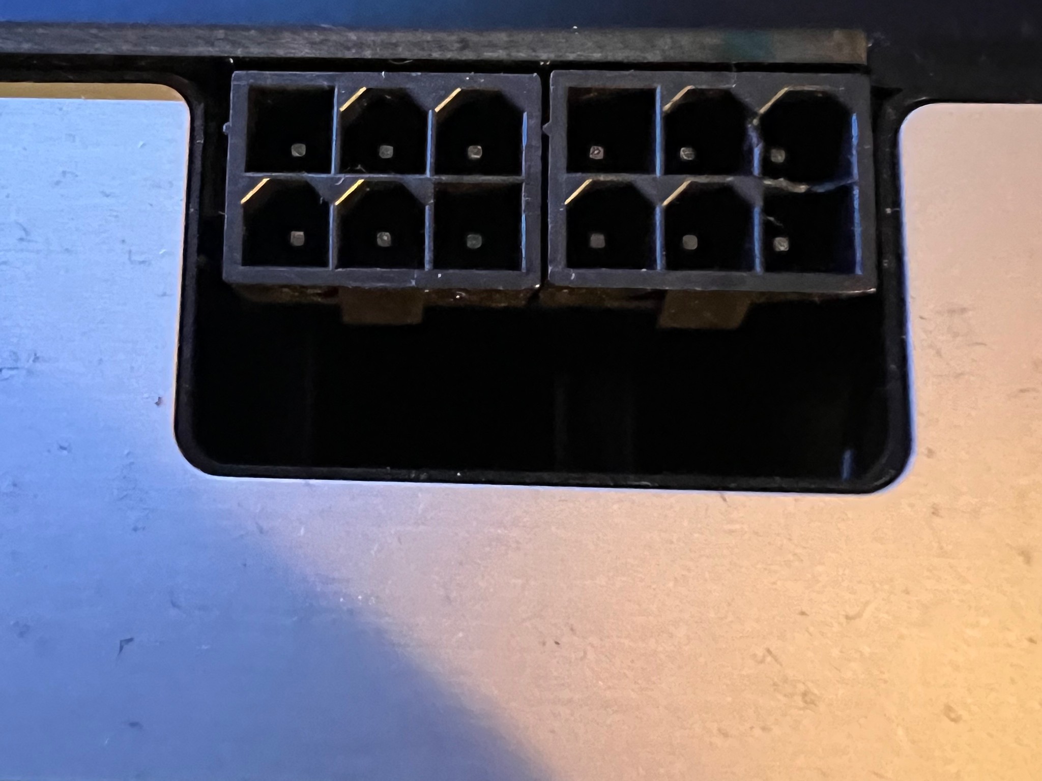 GTX 670 2GB