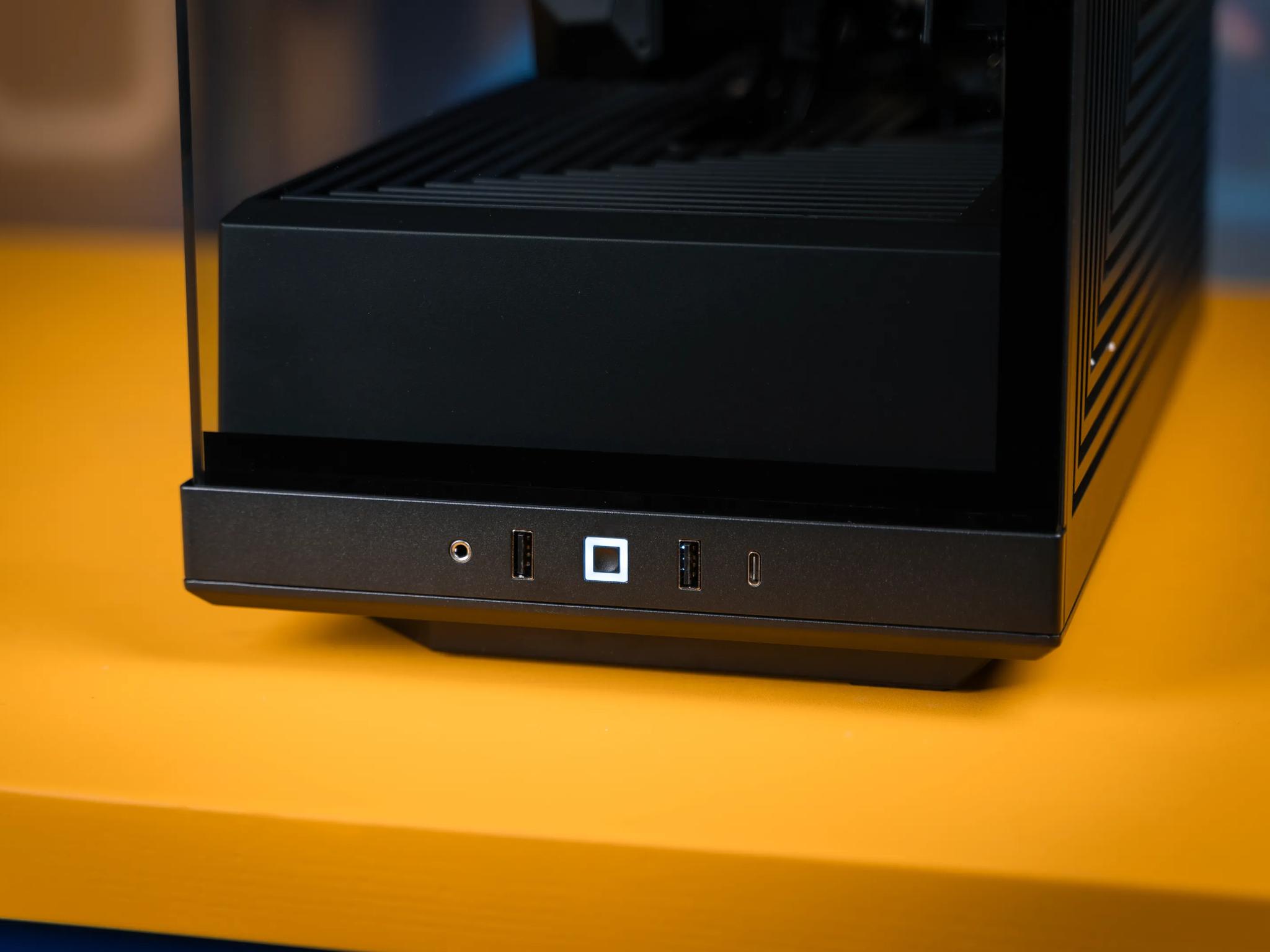 “Nebulor” RX 7900 XT Ryzen 7600X 32GB Windows 11 Pro 2TB Gaming PC Powerhouse