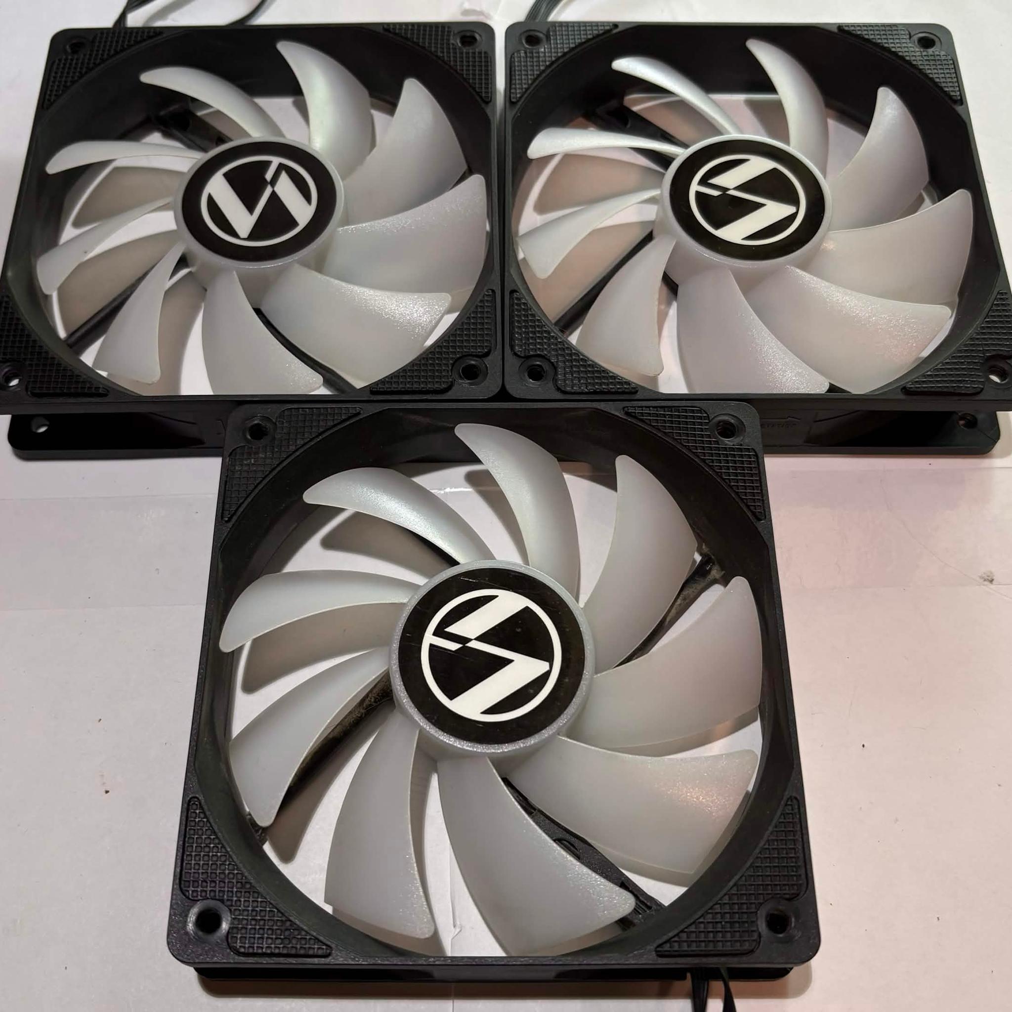 Lian Li UNI FAN AL120 RGB PWM Fans - 3 Pack