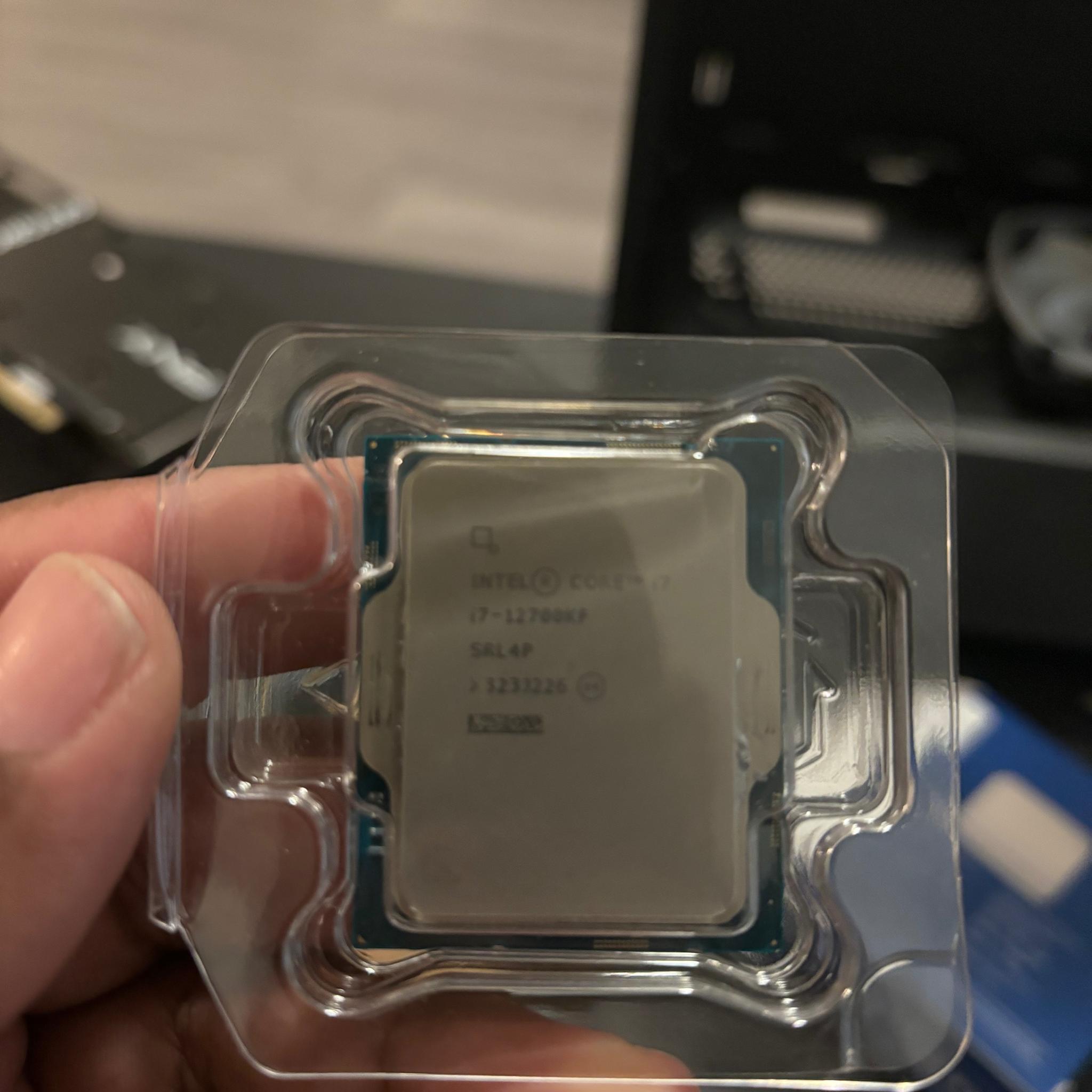 Intel core i7-12700kf
