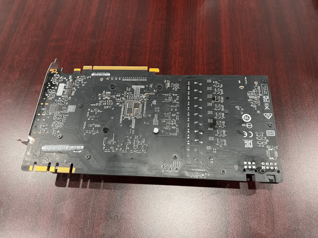 MSI GeForce GTX 1070 8 GB ARMOR OC