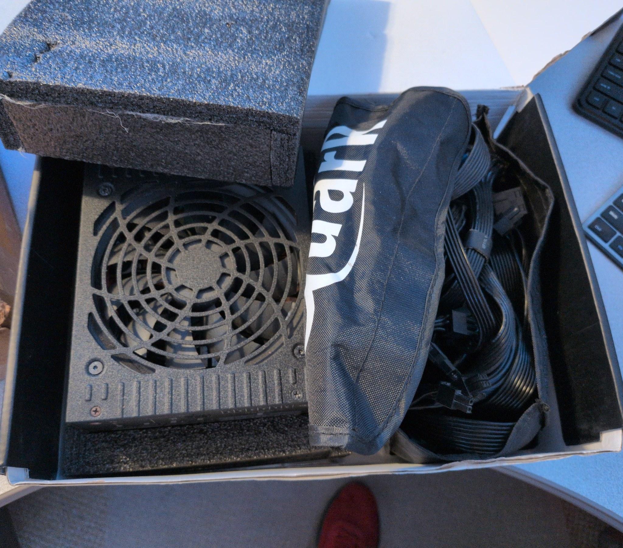 Rosewill Quark 1000W Platinum Modular PSU - Tested Working