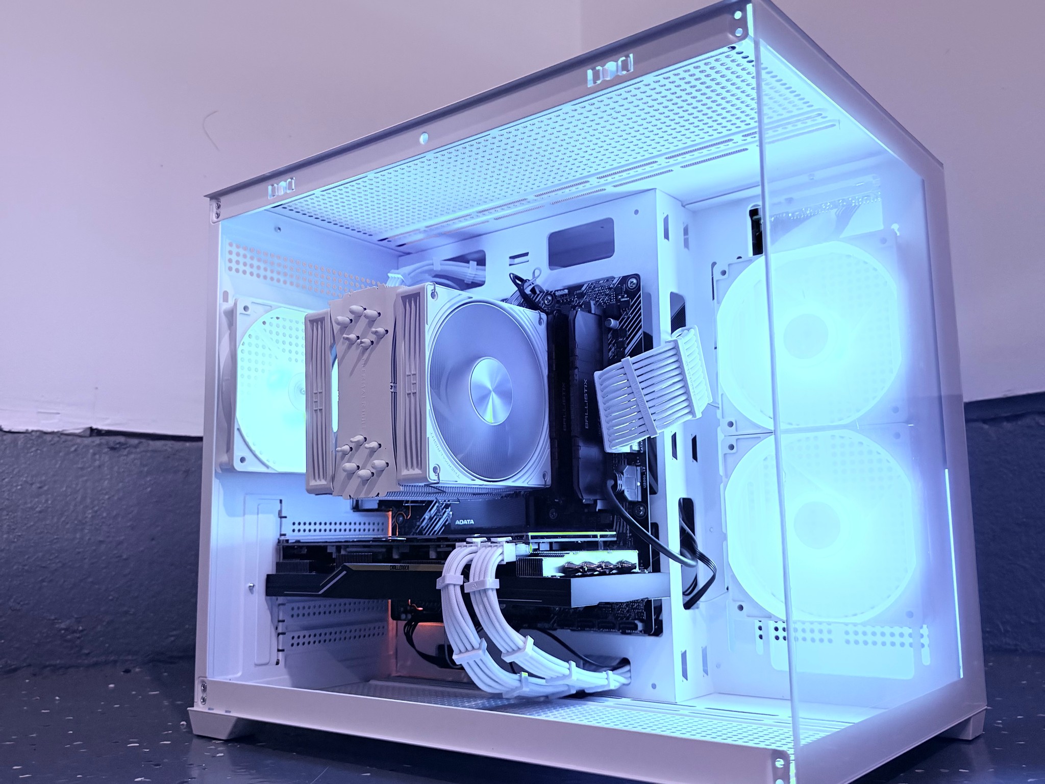 ⚪️"Lunar Frost"❄️ | 1080p Gaming | Ryzen 7 3700X | RX 5700XT 8GB | 16B Ram | 1TB SSD | Free Shipping