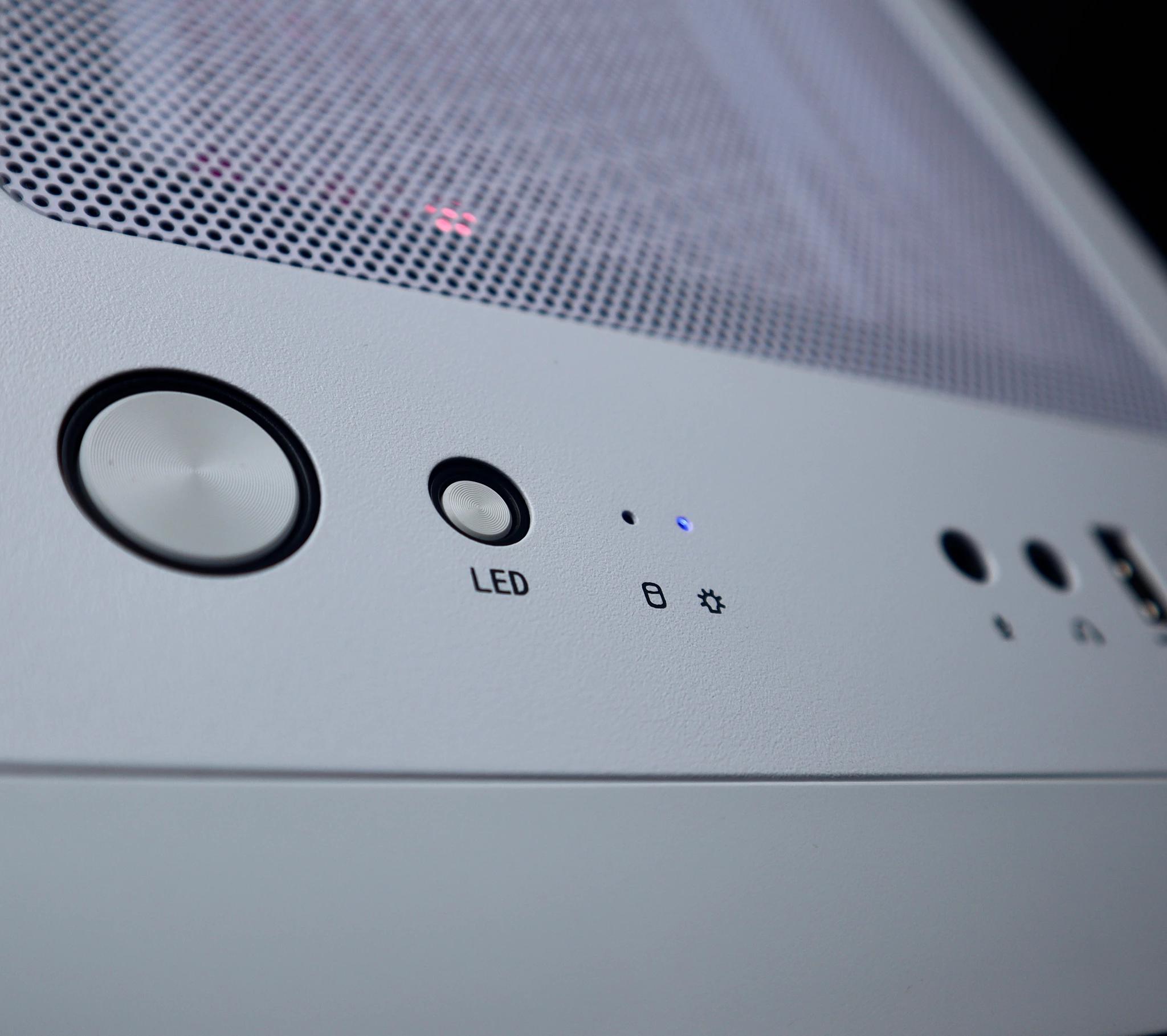 💗🤍💗 Gaming PC | RTX 3070 // Intel i5-11400F // 32GB DDR4 // 1TB NVMe