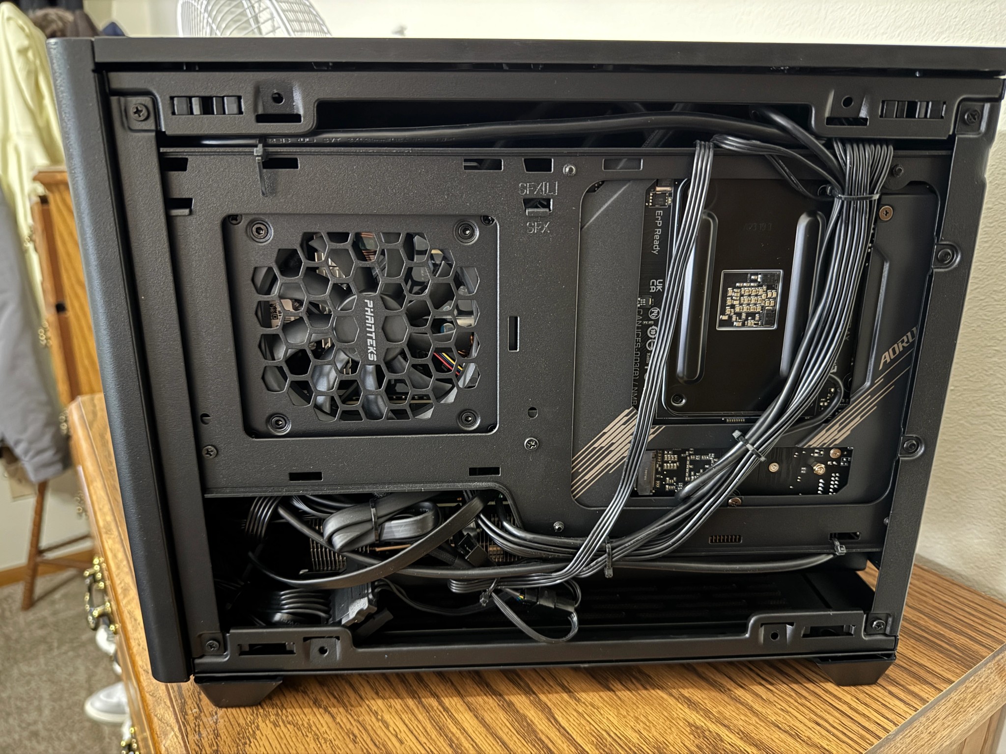 SFF PC - EVGA FTW3 3070, Noctua Fans, 850W 80+ Platinum PSU
