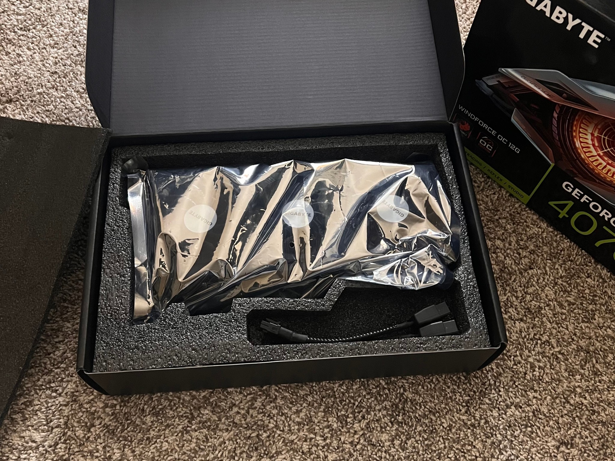 GIGABYTE WINDFORCE OC GeForce RTX 4070 SUPER