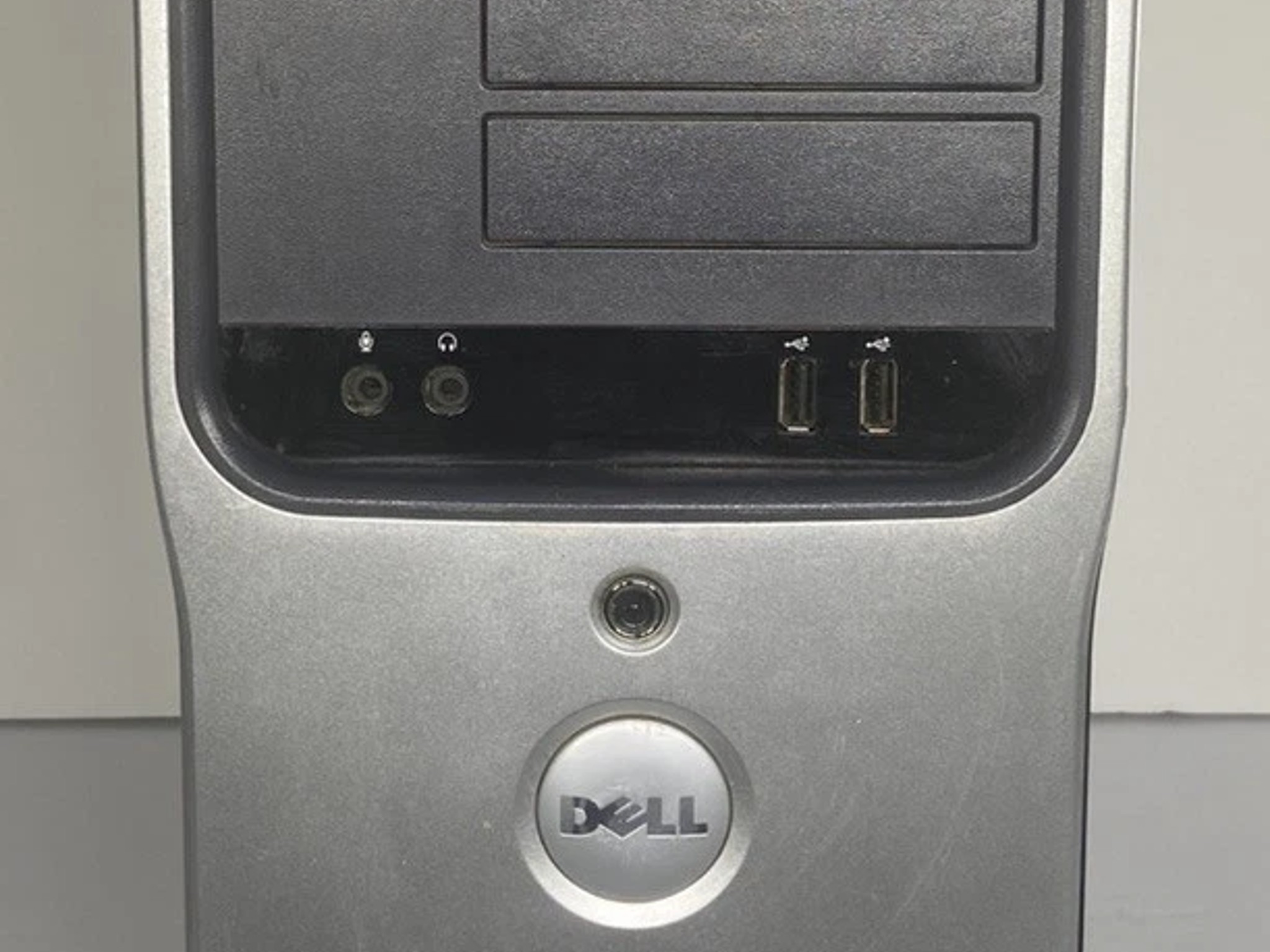 Dell Dimension 9100 Pentium D 2.80GHz 2GB RAM Windows 7 Pro Retro Gaming 160GB
