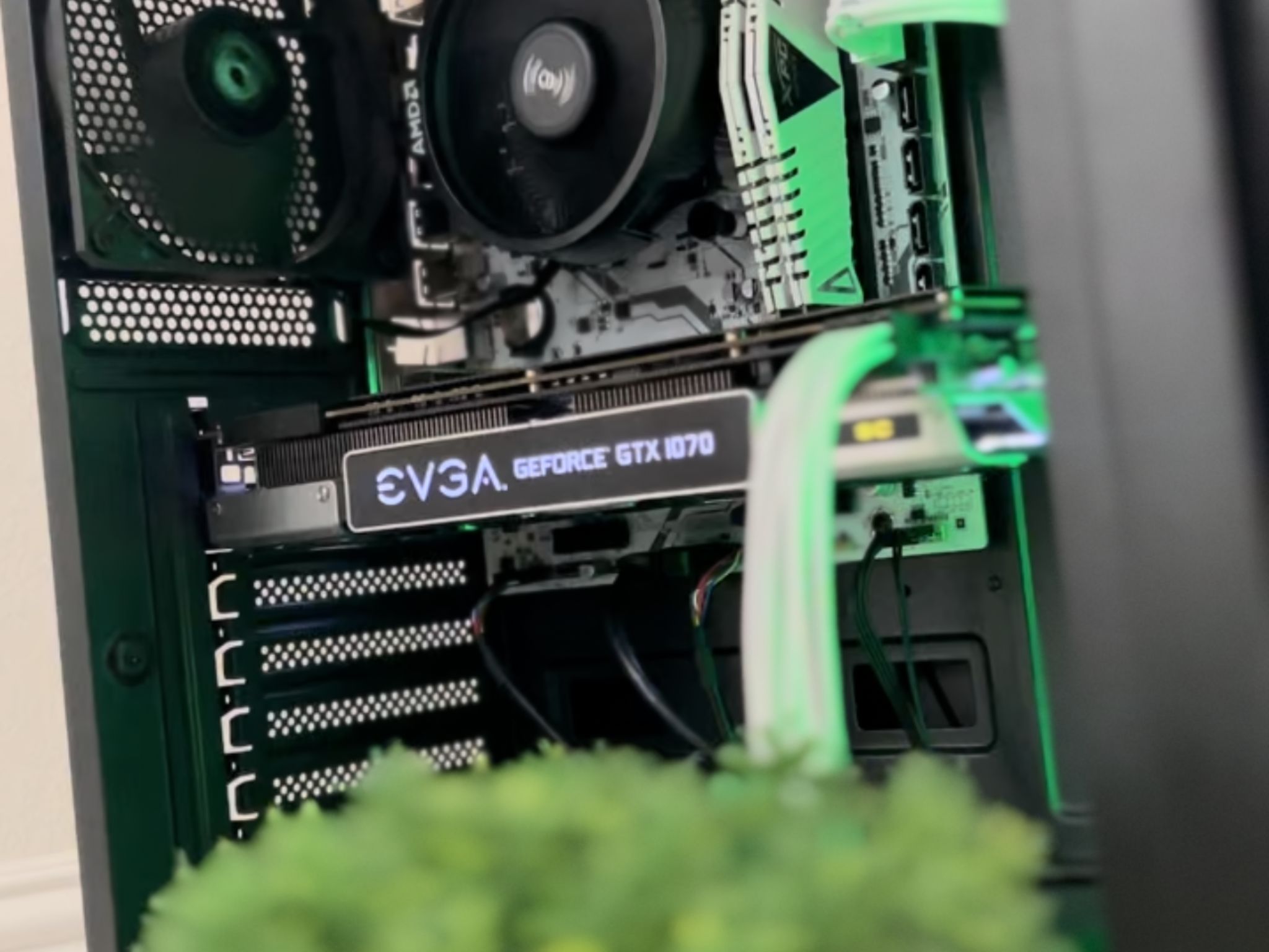 GTX 1070  | Ryzen 5 | 1TB Storage NVMe | 16GB RAM