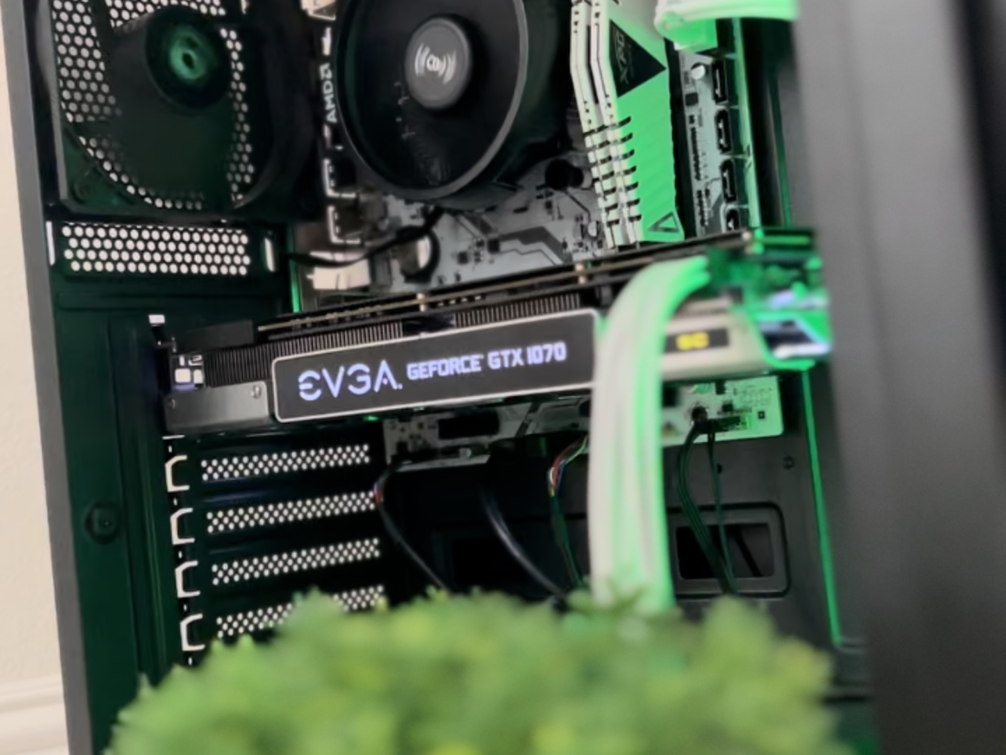 GTX 1070  | Ryzen 5 | 1TB Storage NVMe | 16GB RAM