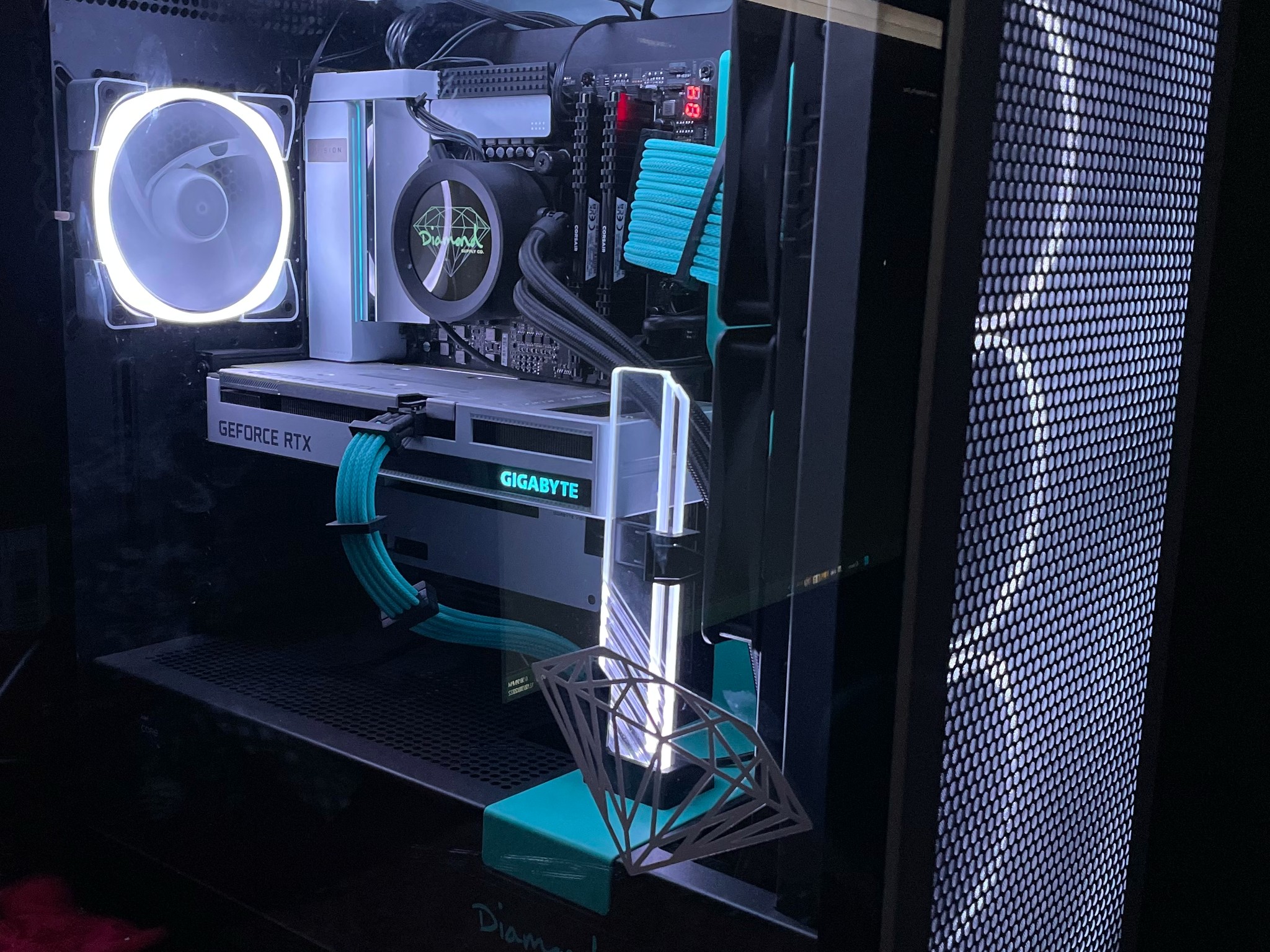 High-End Creator & Gaming PC - i9-11900K, Gigabyte Z590 Vision D, 64GB DDR4, 3TB SSD
