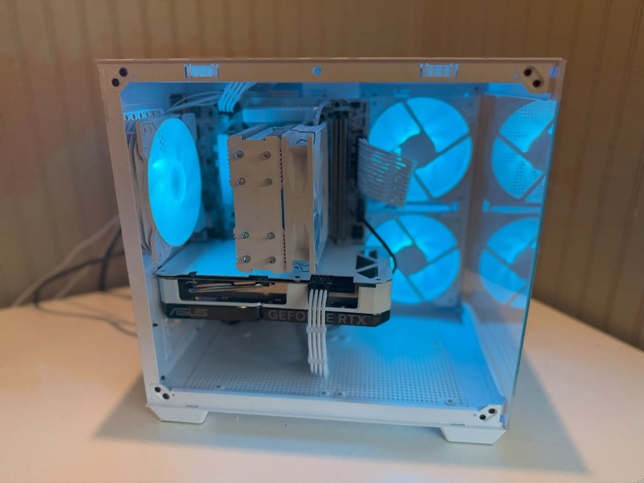 Great Gaming PC - i5 14400F + RTX 4060 DLSS4