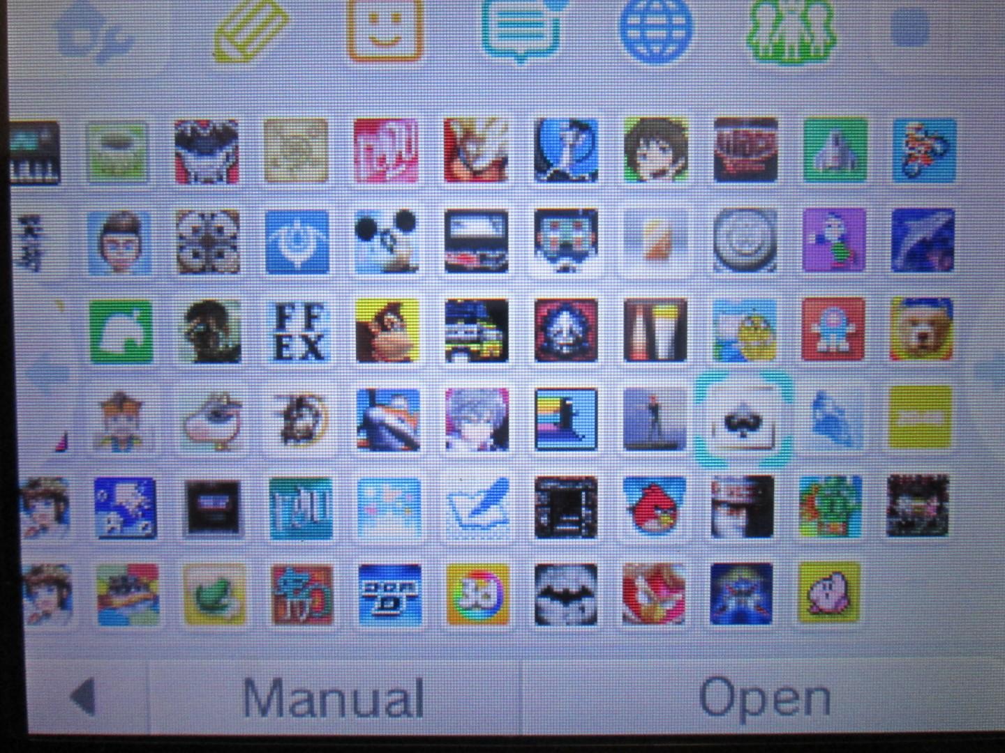 Nintendo 3ds XL Gold Metal Case With Accessories And Games