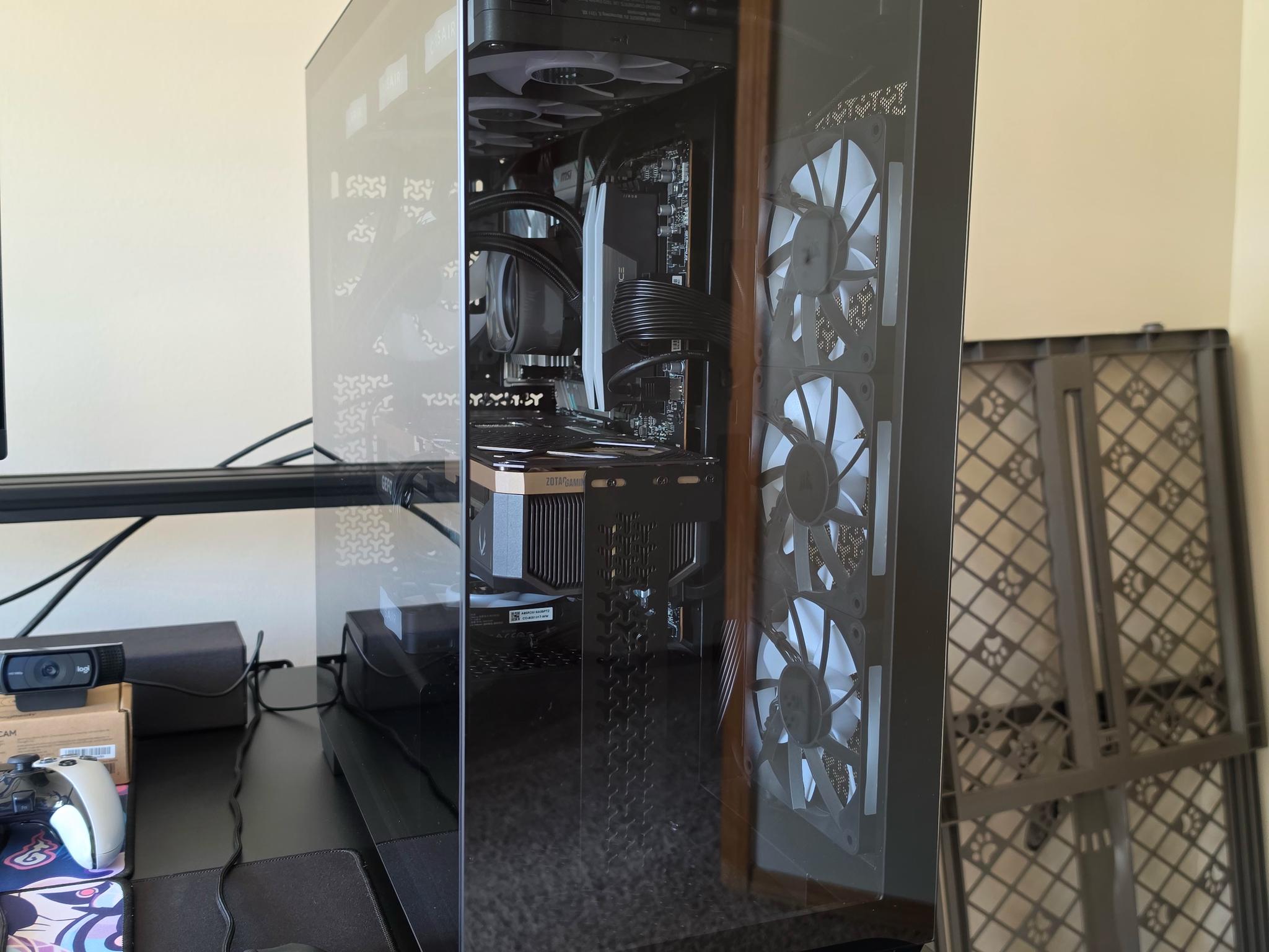 GeForce RTX 5090 Custom Gaming PC - Ryzen 7 9800X3D, 32GB RAM