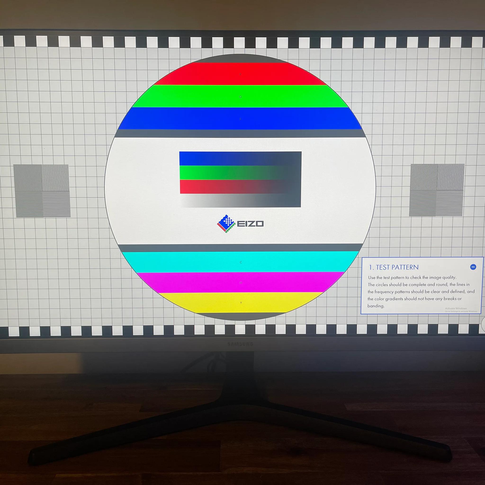 SAMSUNG 28 Class ViewFinity 4K 60hz Monitor