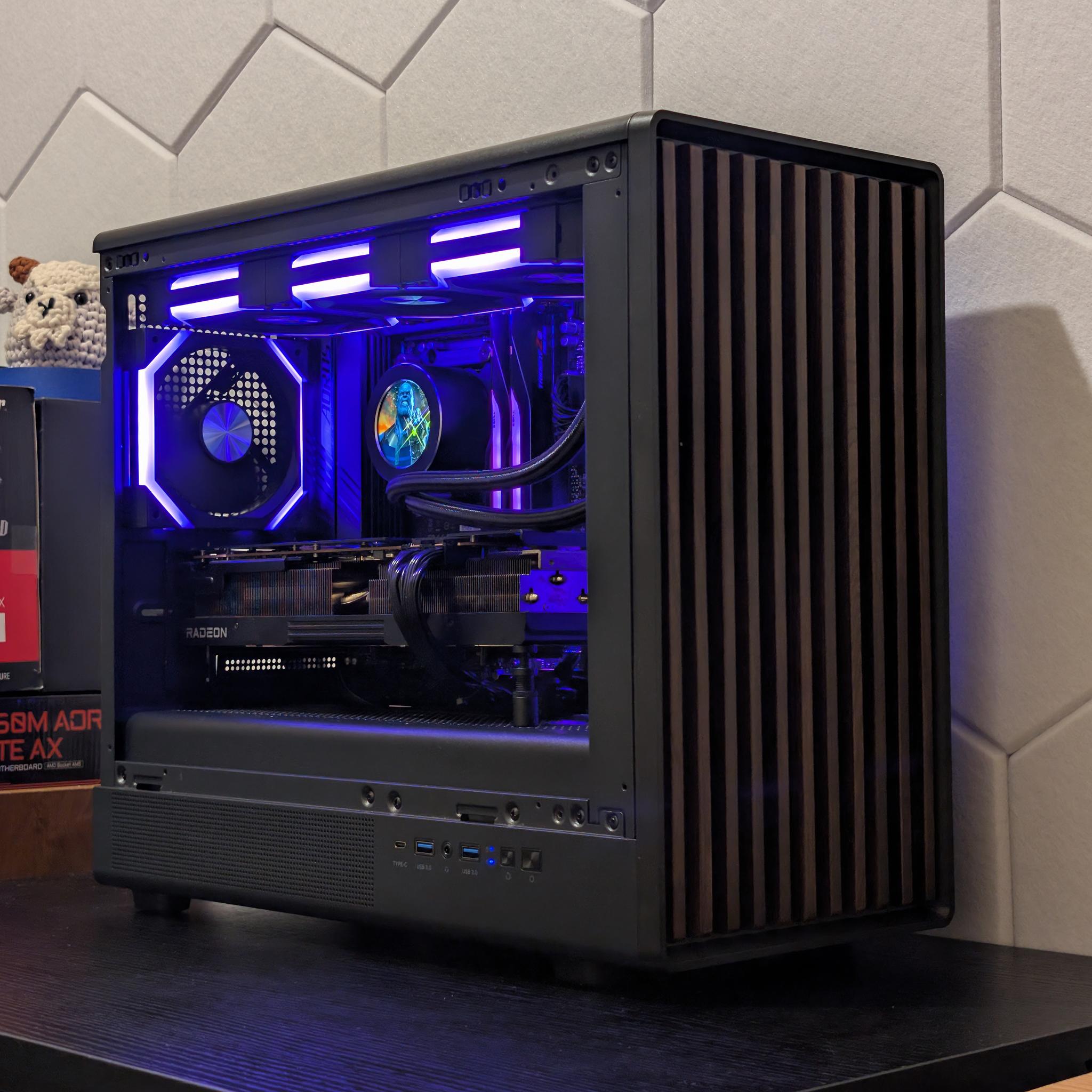 🐦‍⬛🪵4K Gaming Beast | RX 7900XTX | Ryzen 7 7800X3D | 2TB SSD | 32GB RAM | WiFi 6 & BT🪵🐦‍⬛
