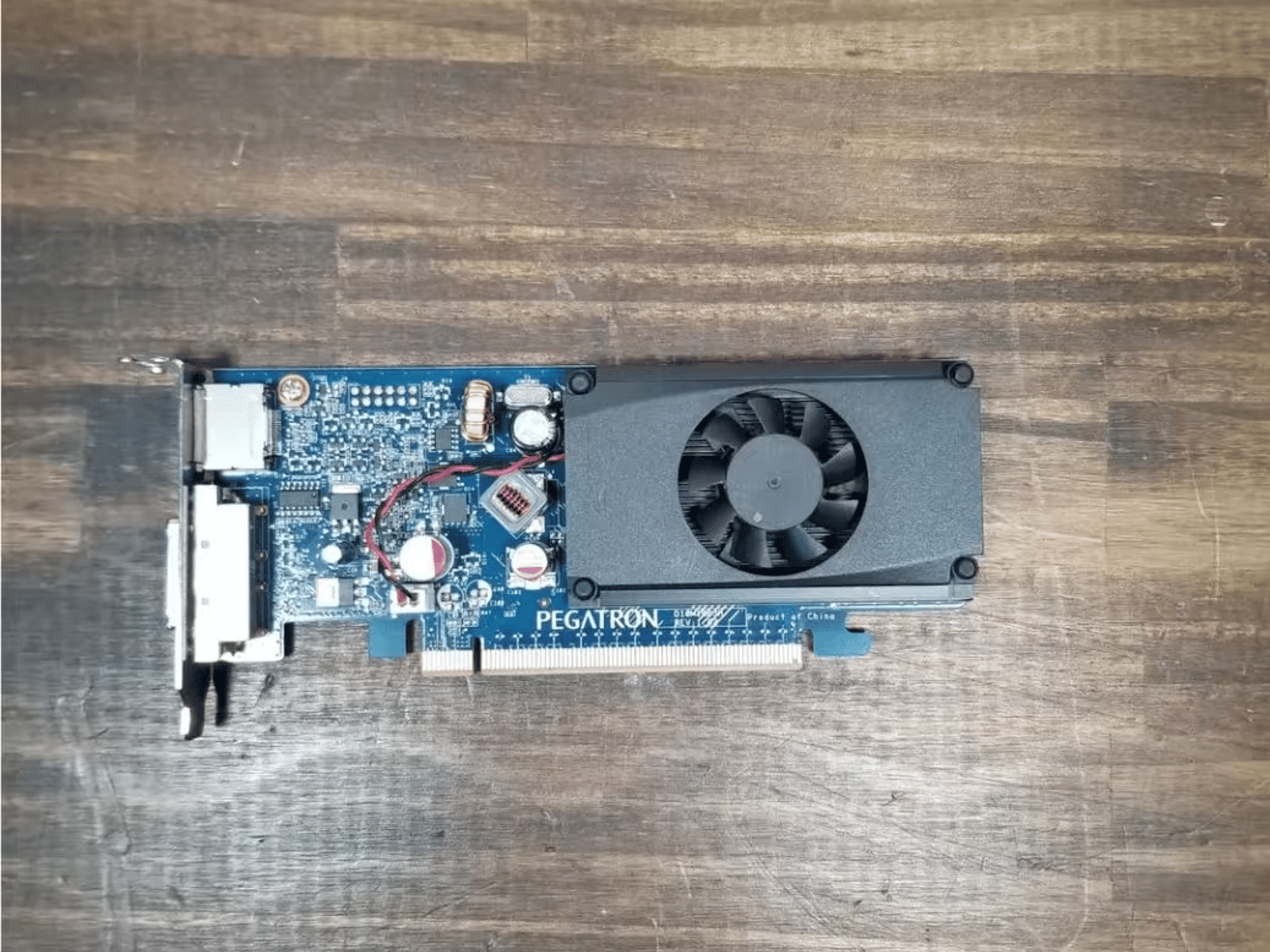 Nvidia GeForce 310 512MB // Pegatron D10M1BB3H Graphics Card 512MB