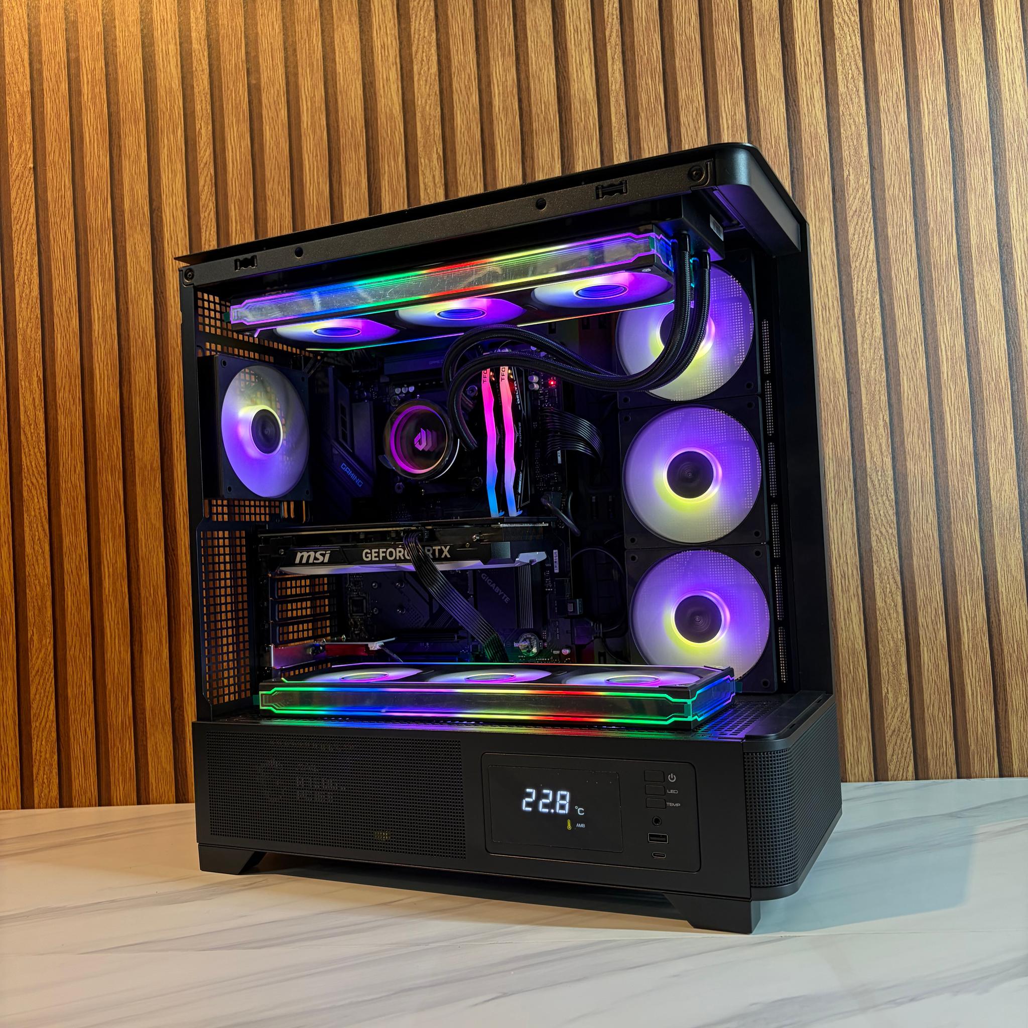 RTX 4070 | RYZEN 5 7600 | 16gb DDR5 | 1TB SSD| 360MM | 750W