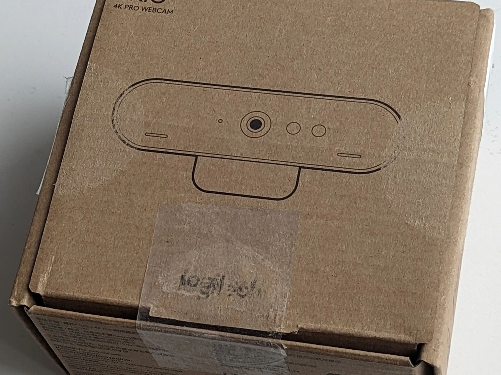 Logitech Brio 4K Webcam, Ultra 4K HD, Noise-Canceling mic, Auto Light Correction, Wide Field of View
