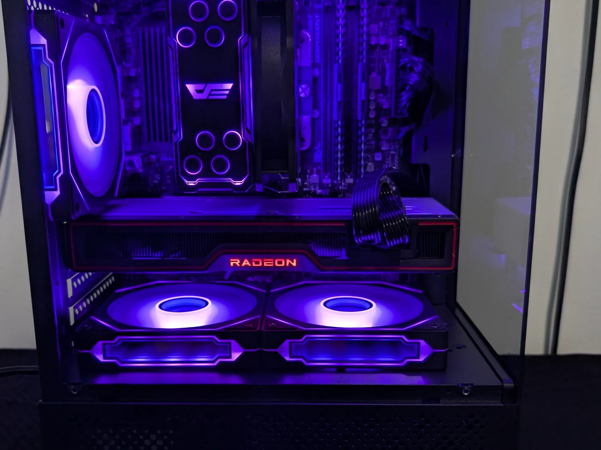 RX 6700xt - Ryzen 5 5600x Lightweight Compact Gaming PC